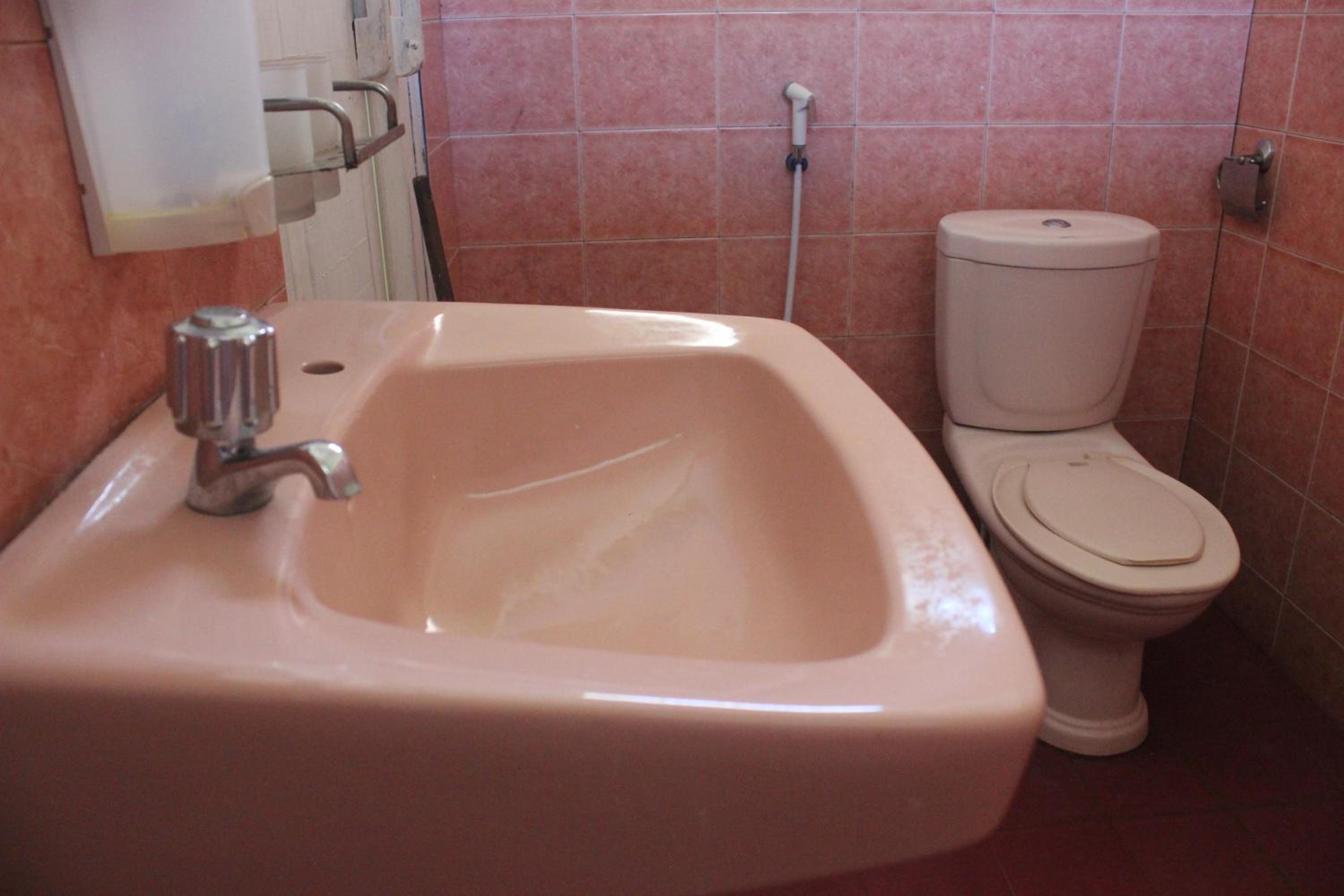 Standard Double Room - Photo 5