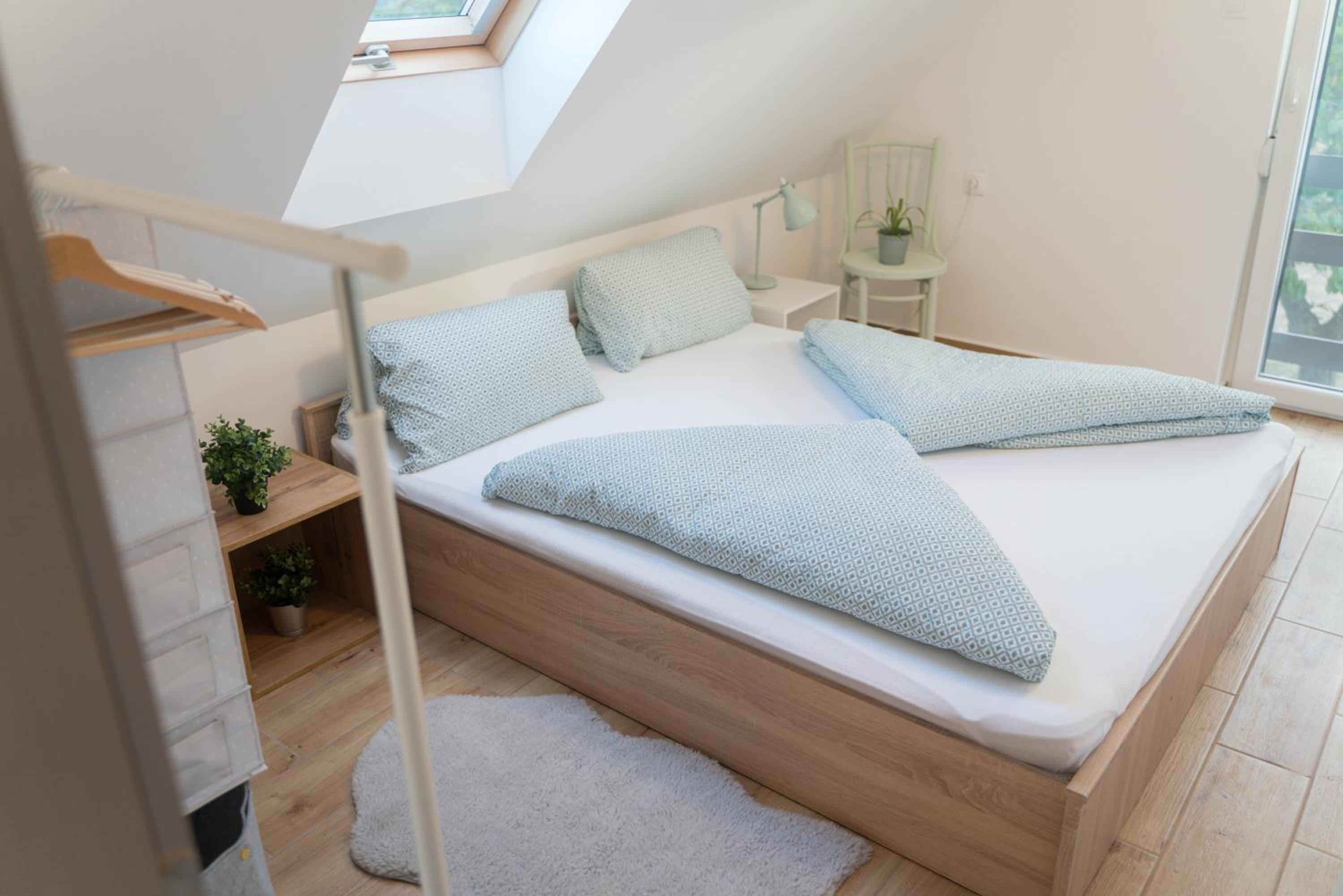 Two-Bedroom House - Photo 6