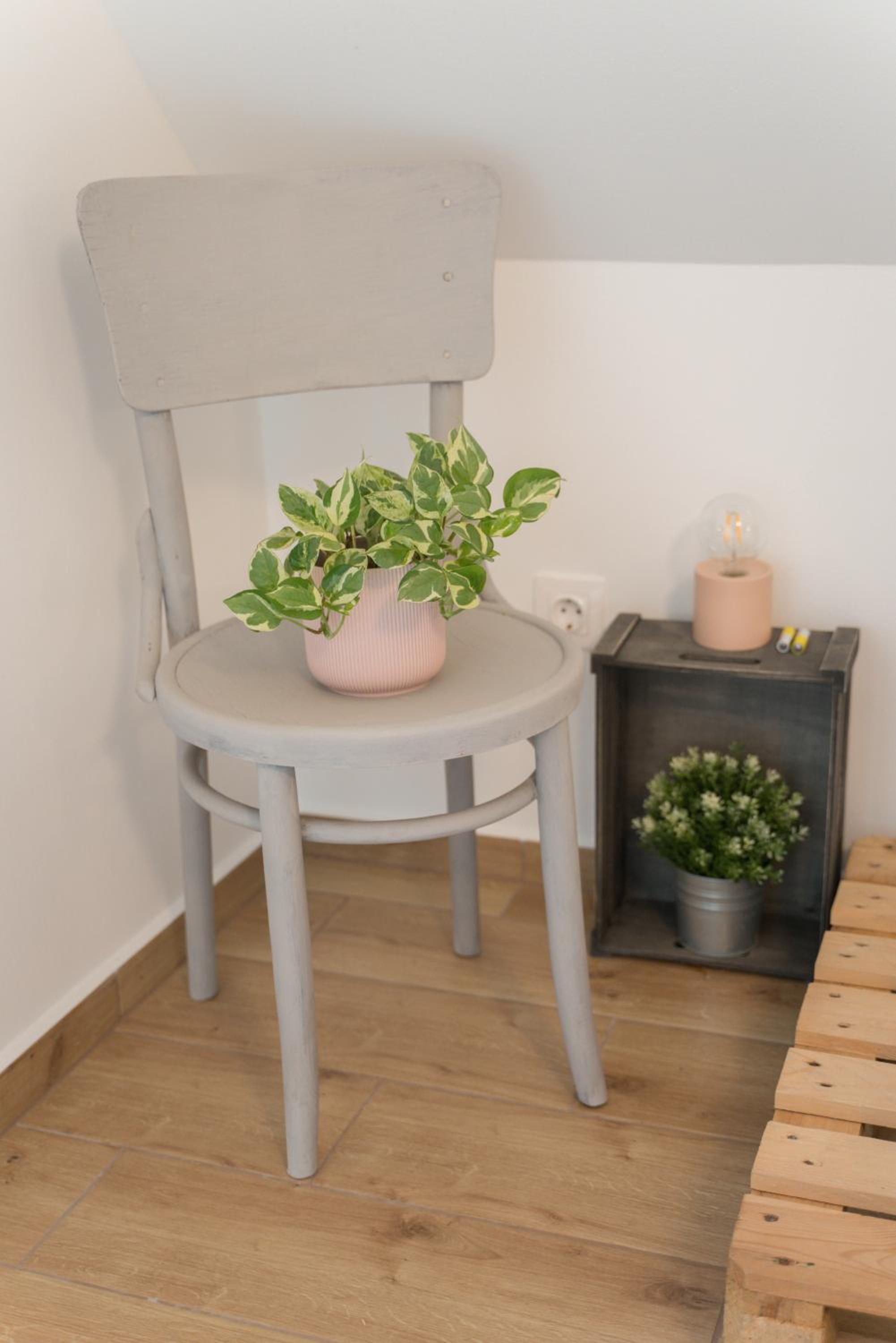 Two-Bedroom House - Photo 7