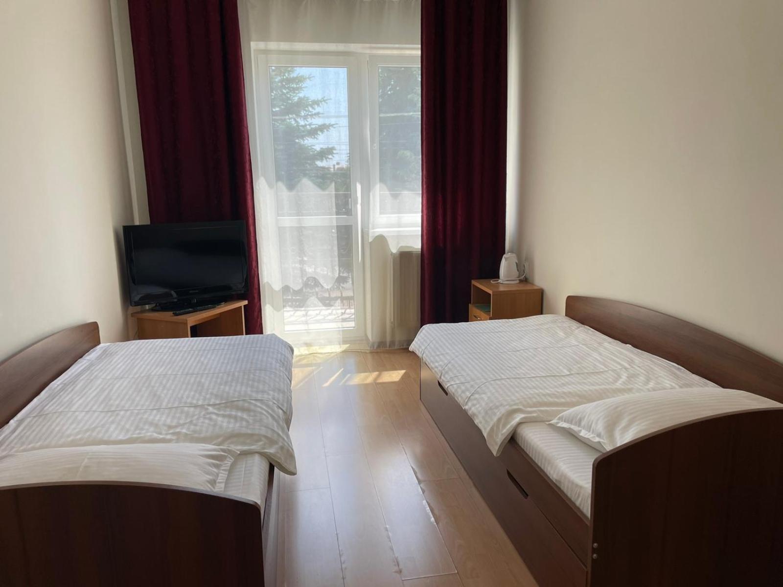 Budget Twin Room photo 1