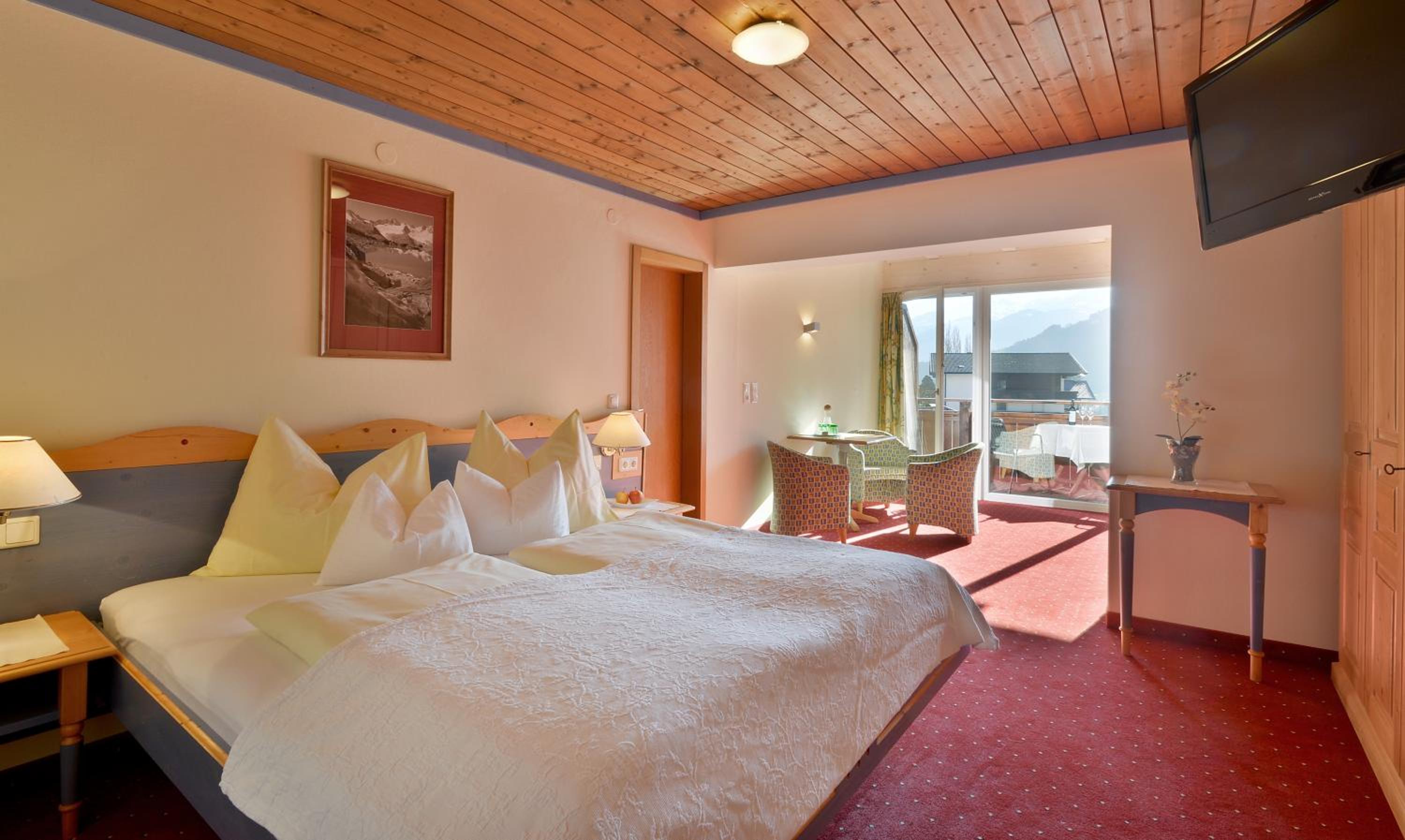 Double or Twin Room with Balcony photo 1