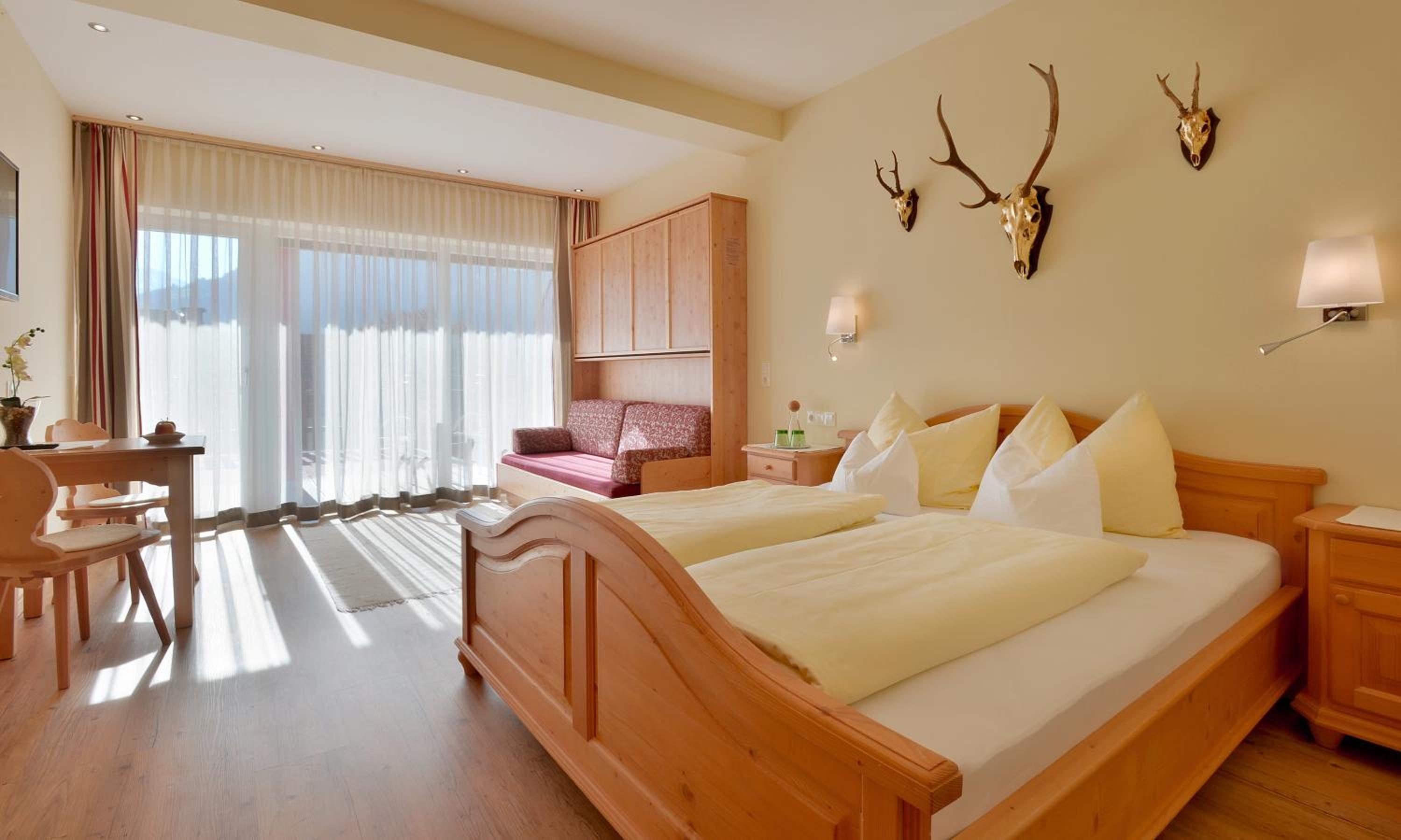 Double or Twin Room with Balcony photo 1