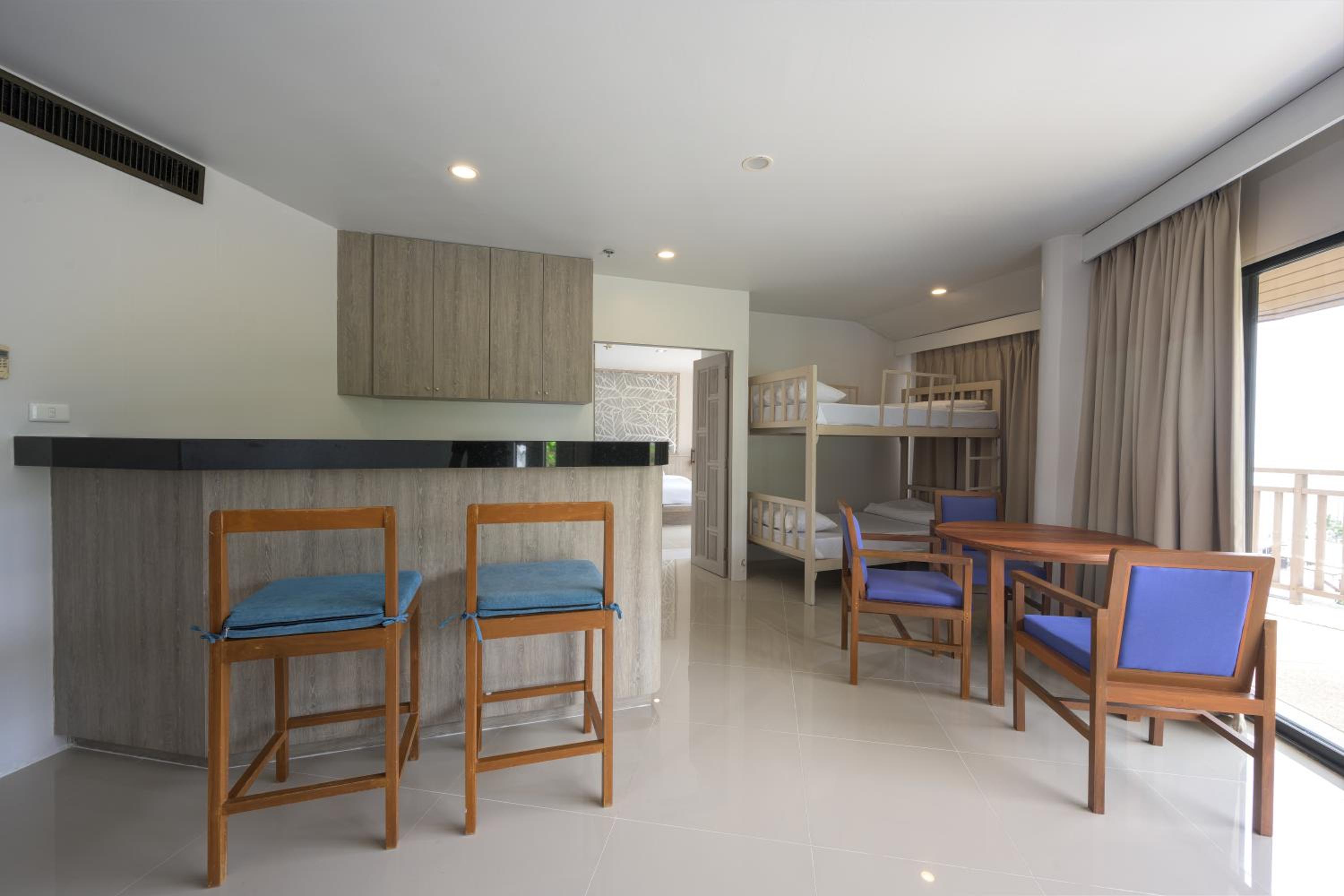 Premium Deluxe Family With Bunk Bed photo 2