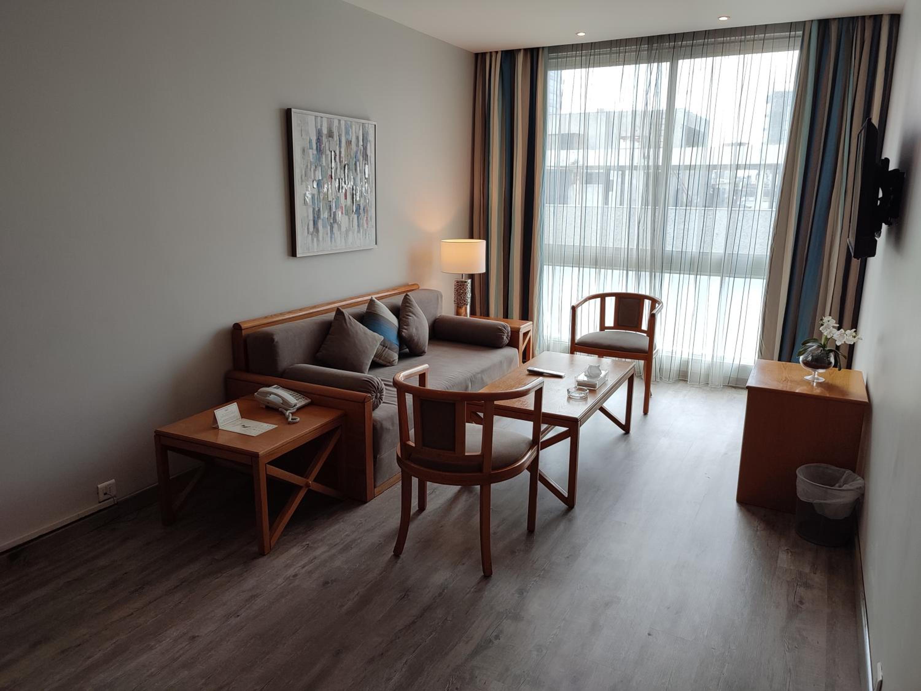 One-Bedroom Suite