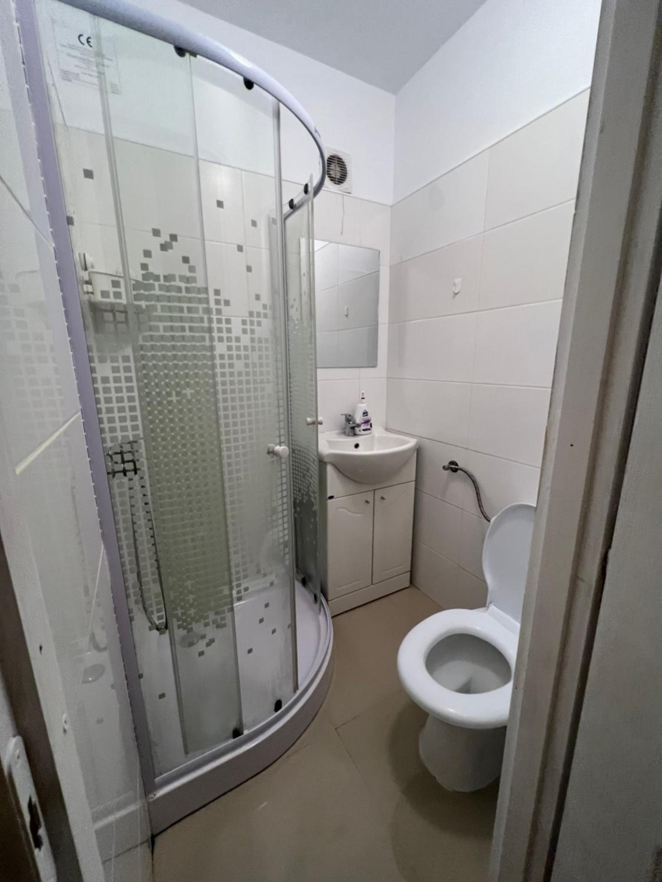 Studio Apartment - Photo 10