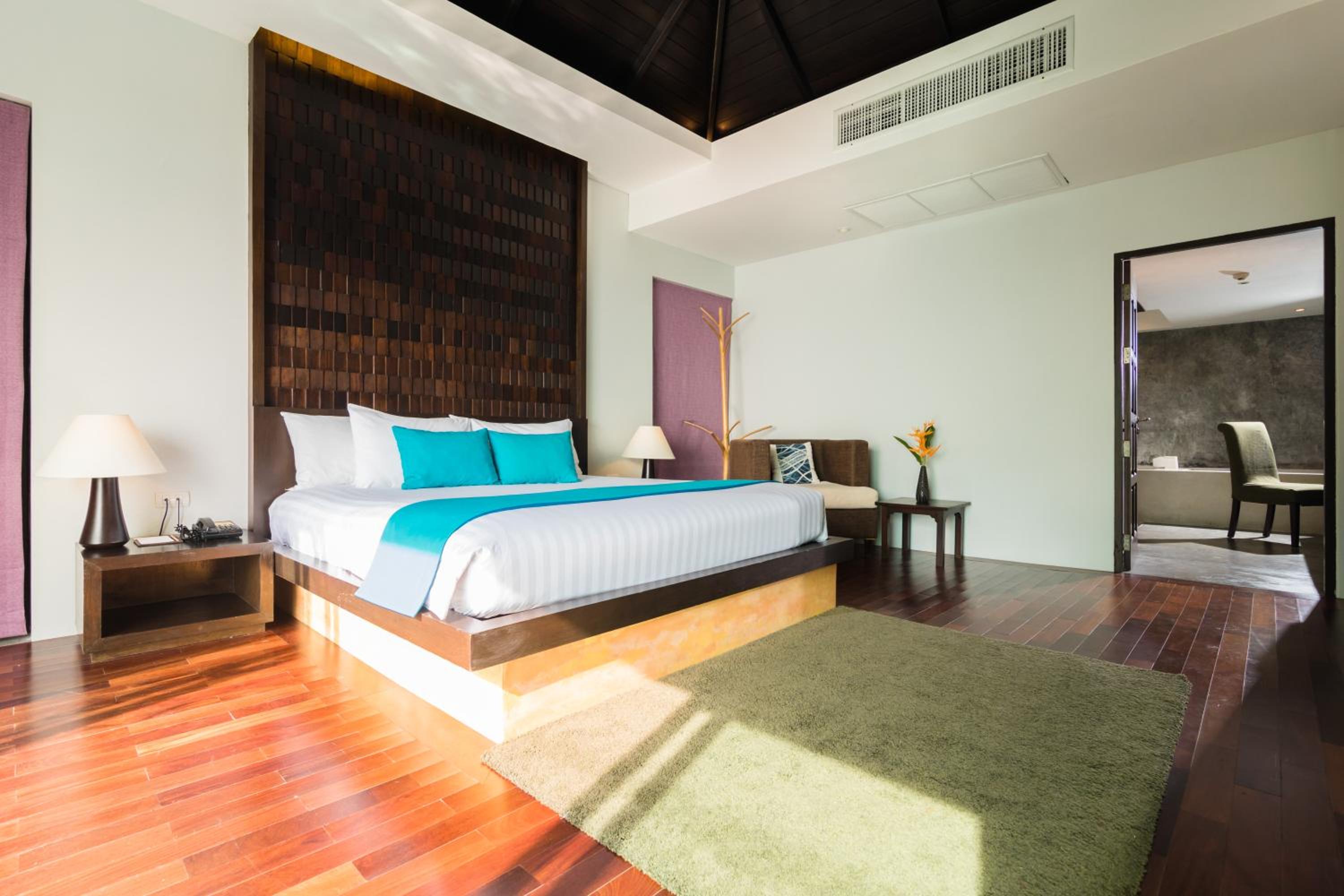 Three-Bedroom Pool Villa - Photo 5