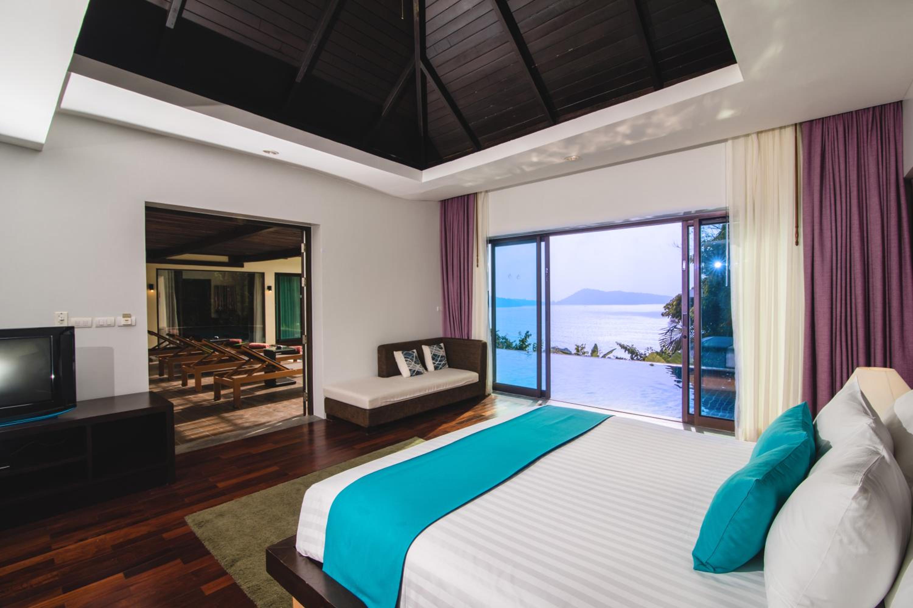 Three-Bedroom Pool Villa - Photo 7
