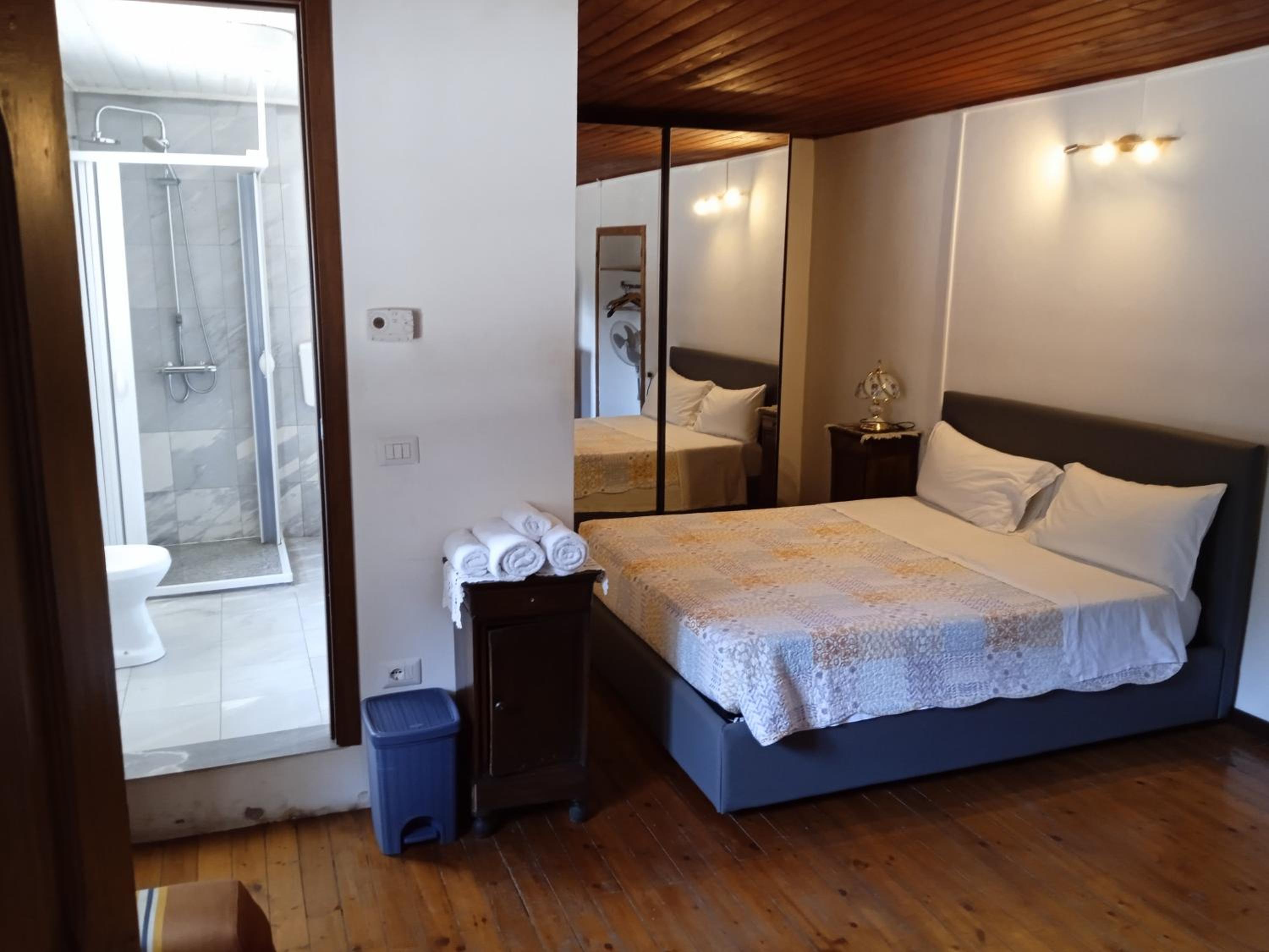 Double Room photo 1