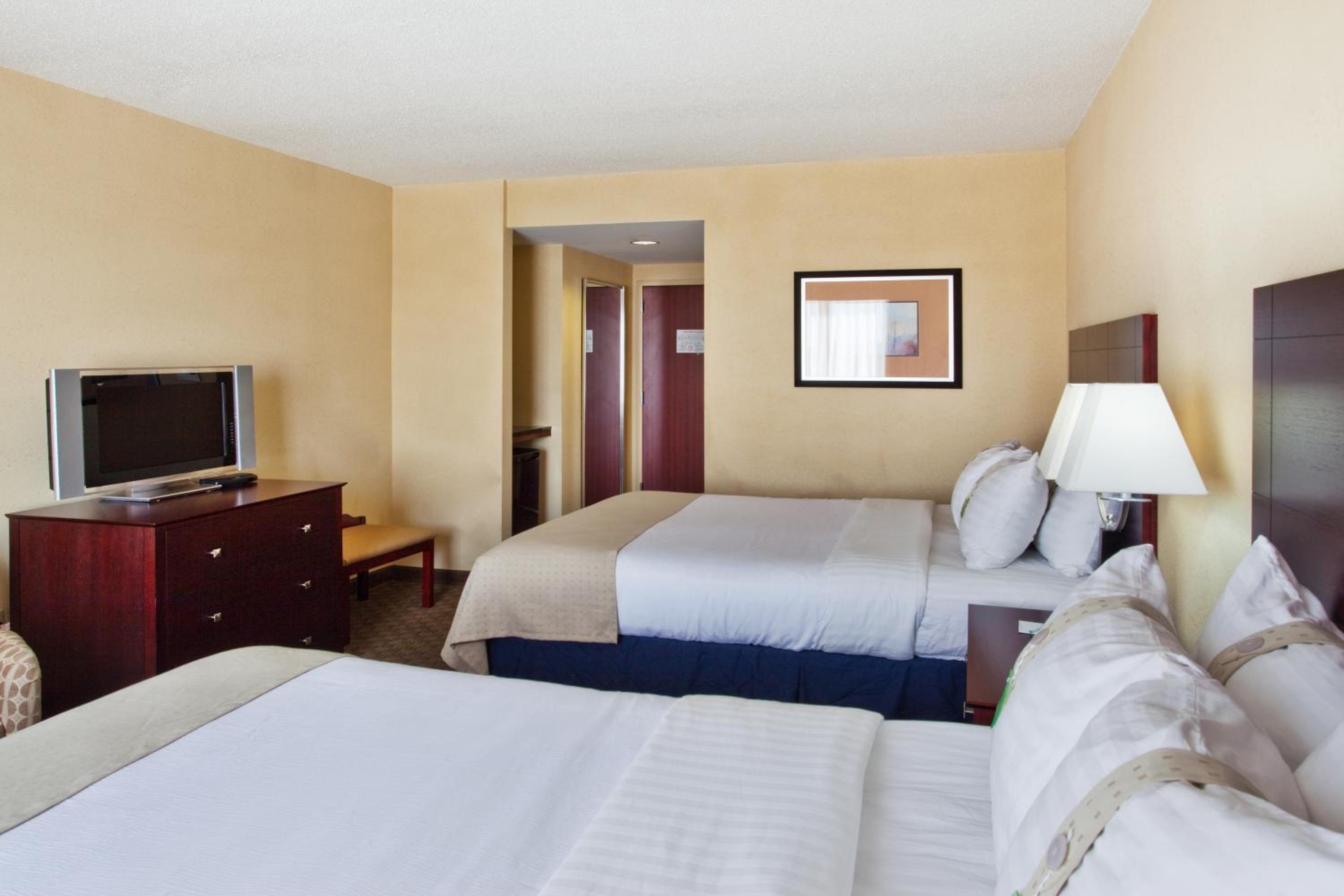 Standard Room - Photo 1