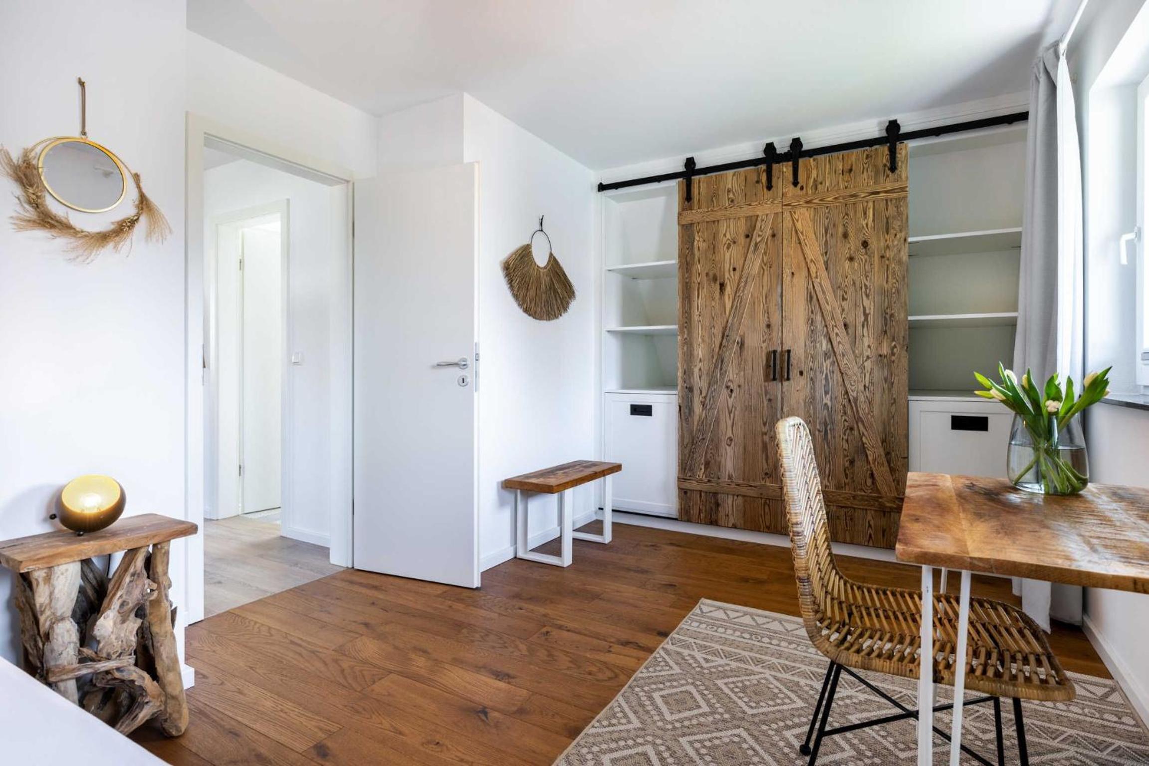 Three-Bedroom House photo 2