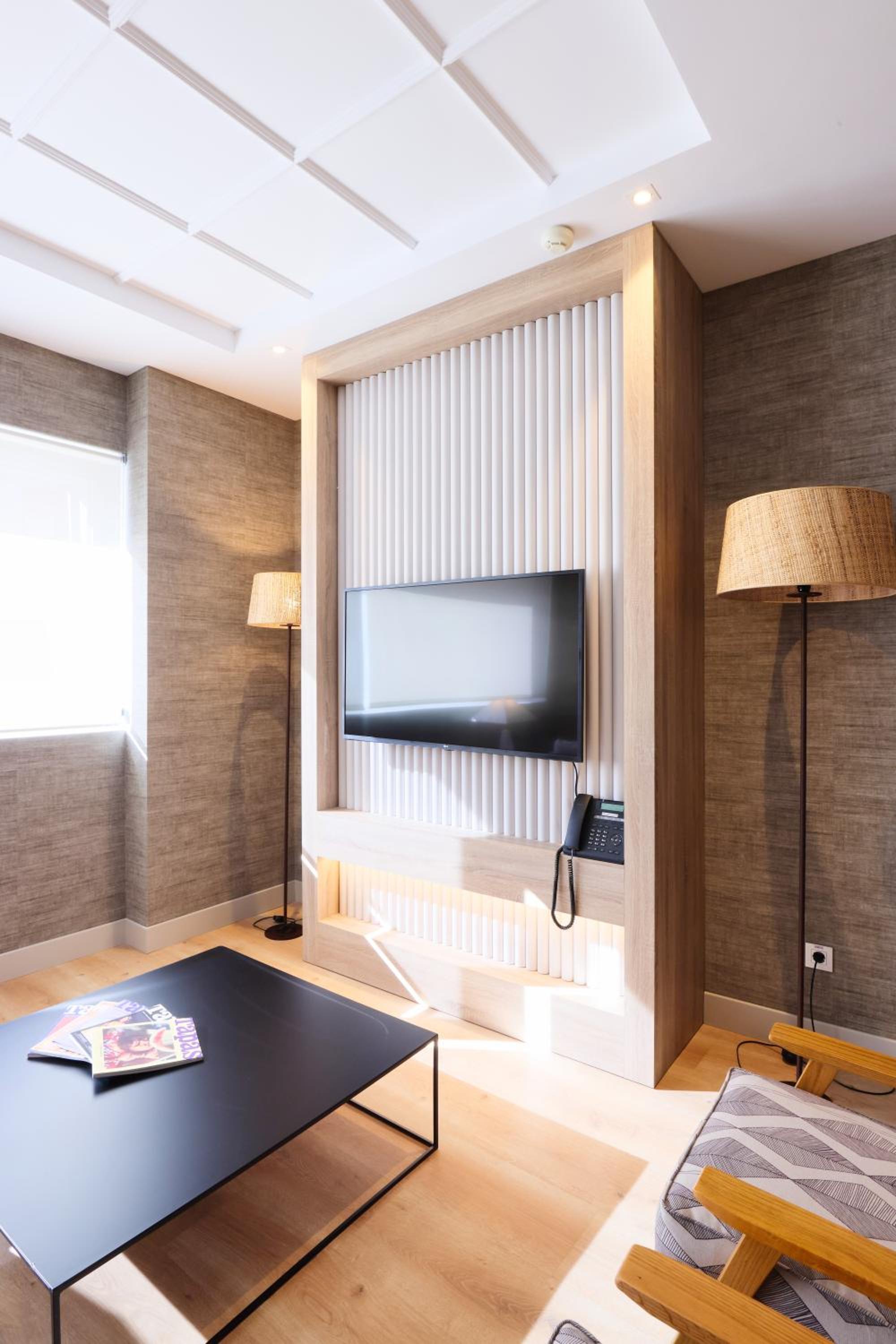 One-Bedroom Apartment - Photo 5