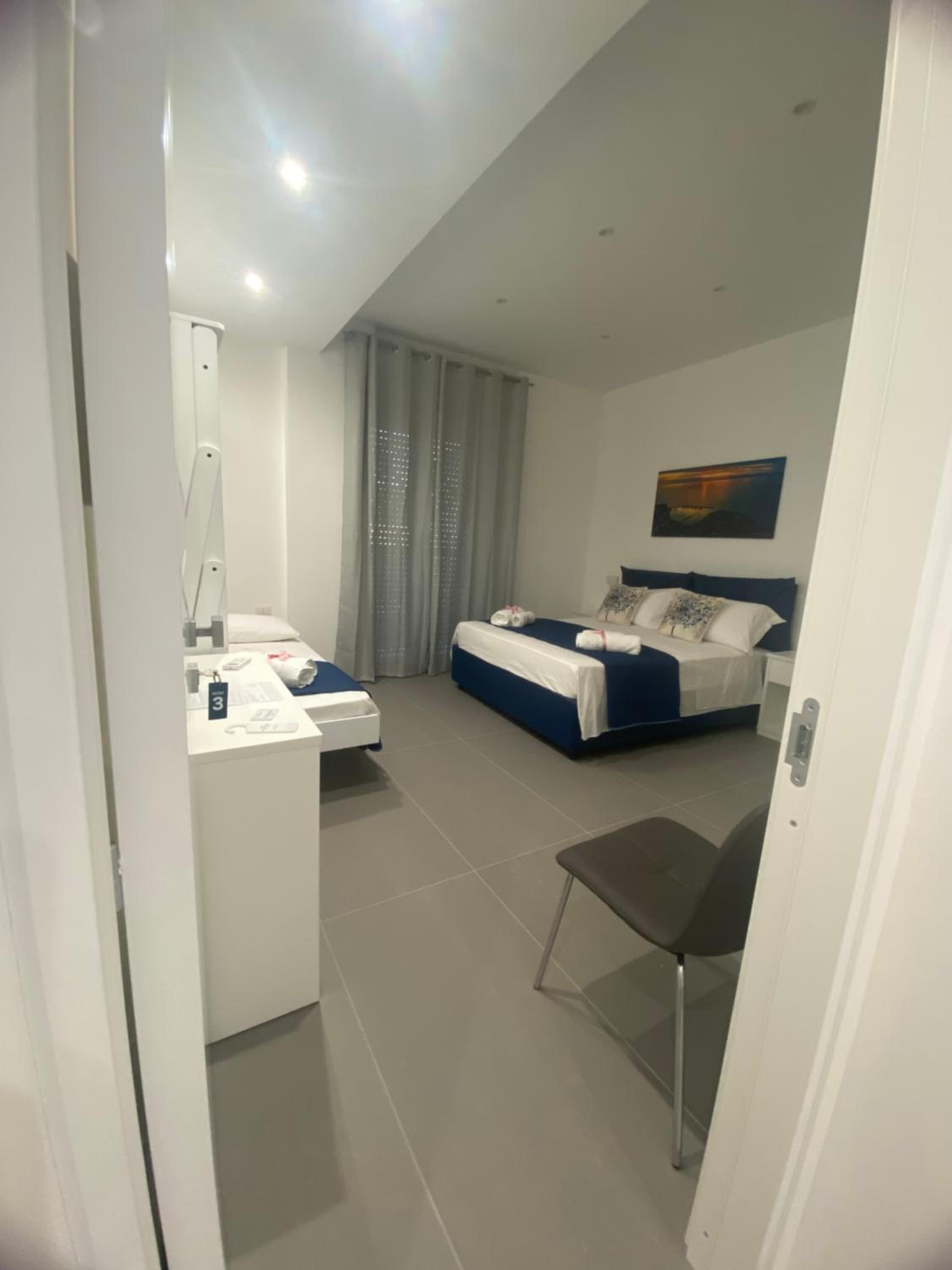 Quadruple Room with Terrace photo 2