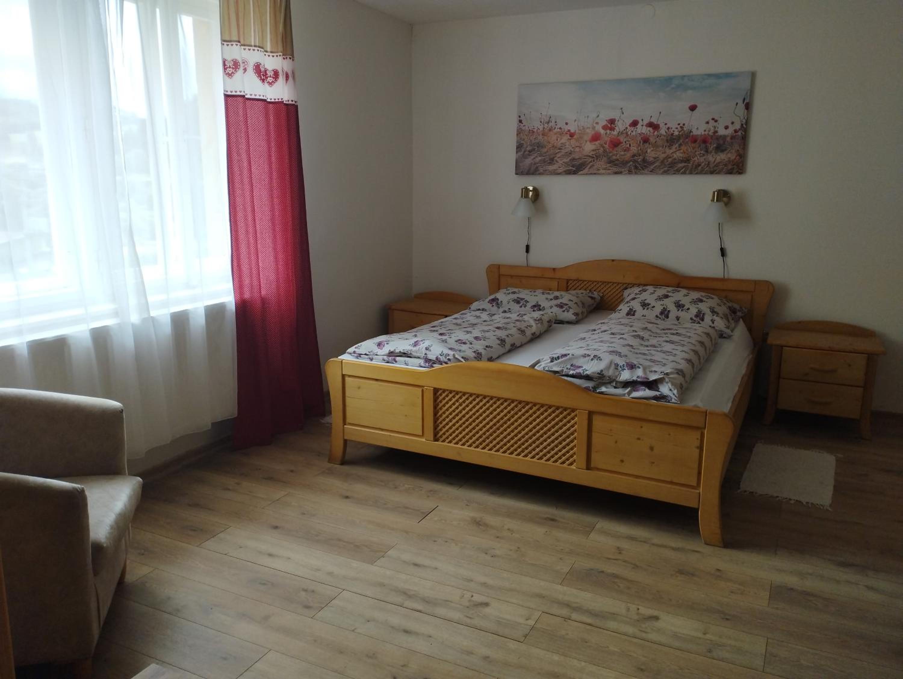 Quadruple Room with Bathroom - Photo 1