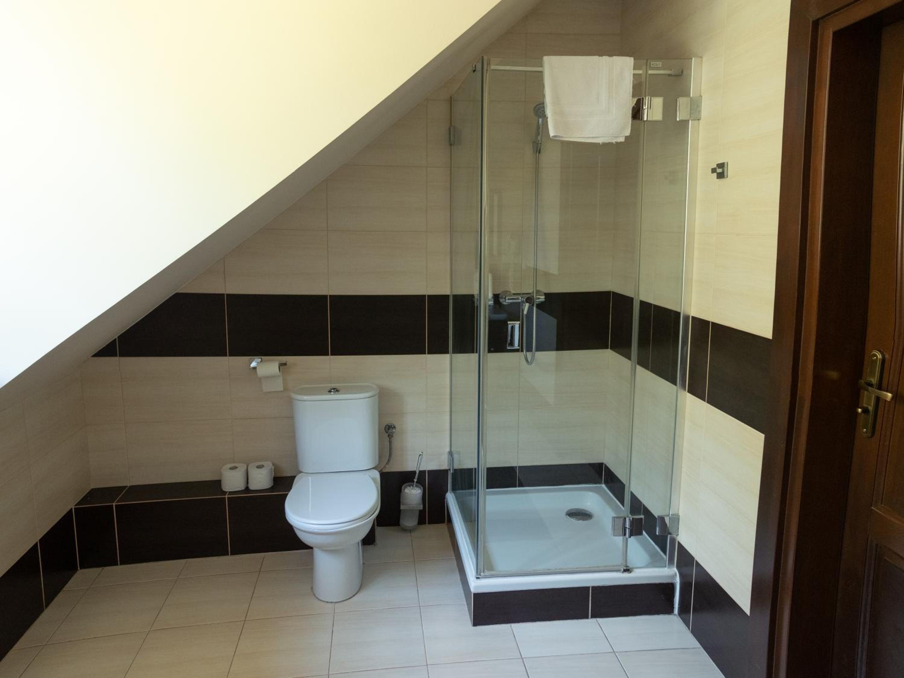 Double Room With Private Bathroom photo 2