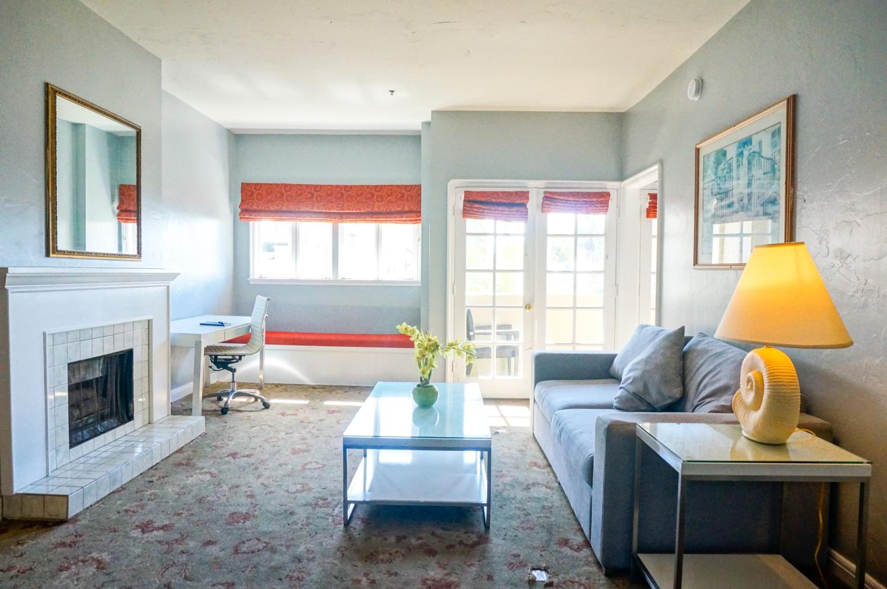 Suite with Sea View - Photo 4