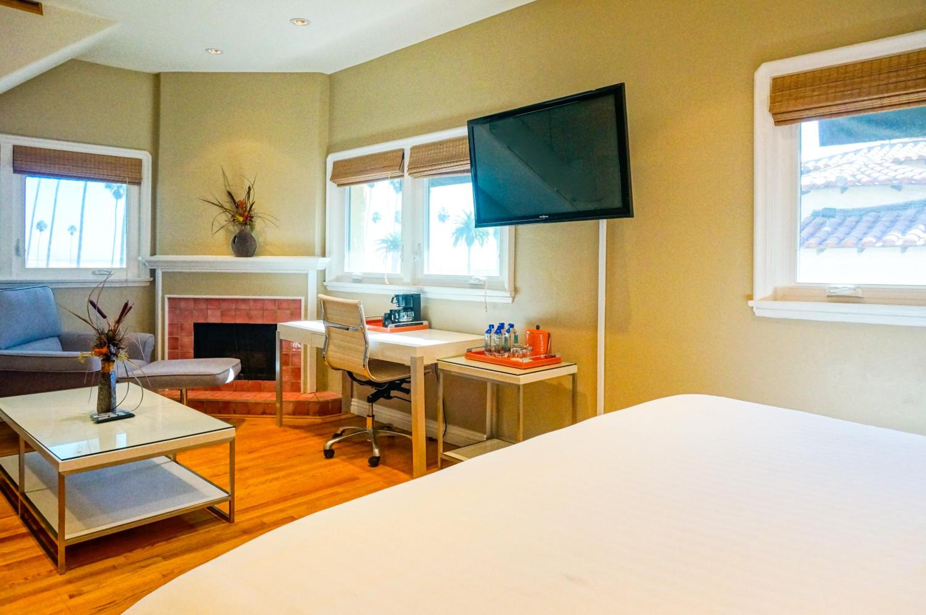 Suite with Sea View - Photo 7