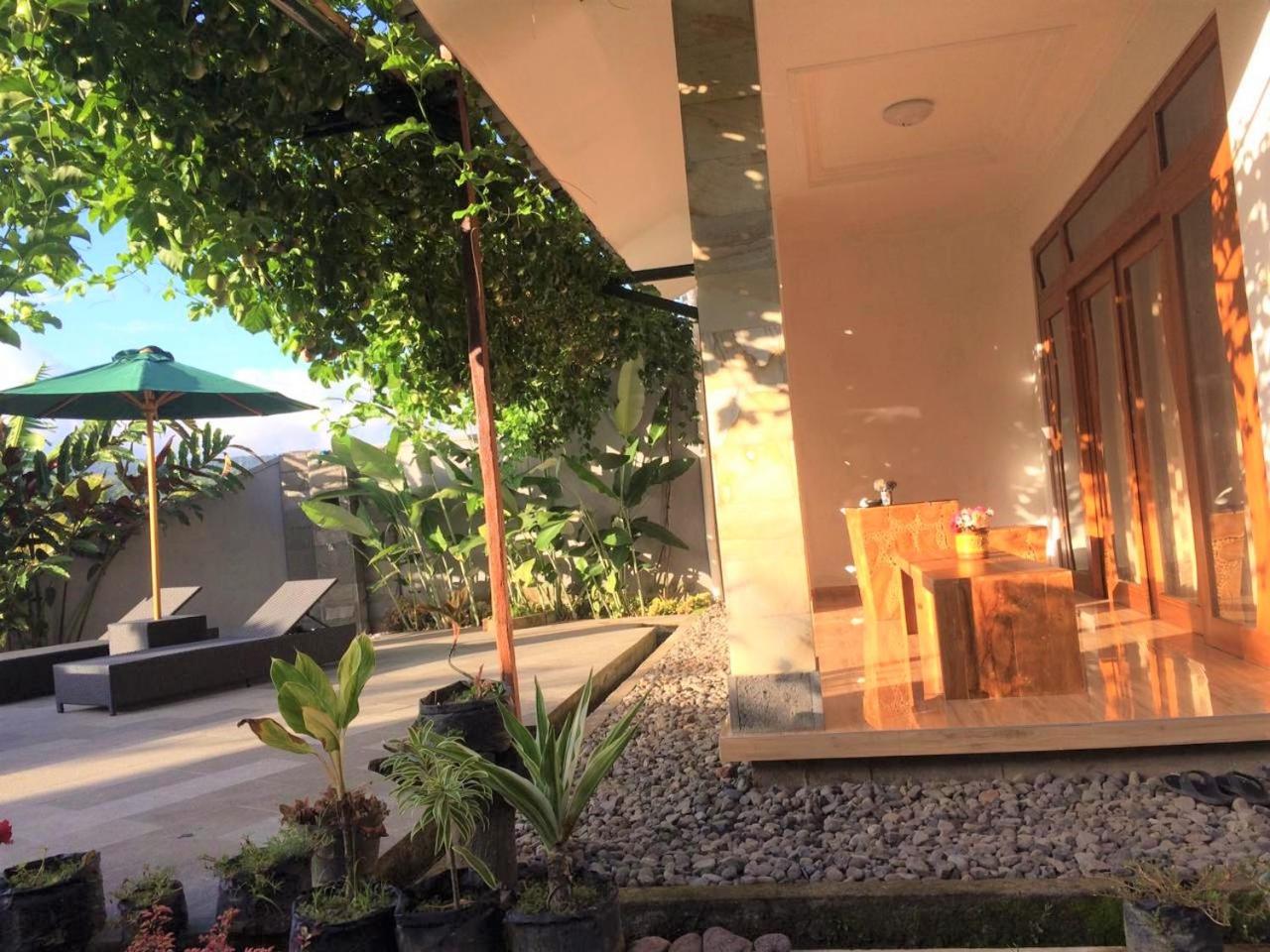 Double Room with Pool View - Photo 12