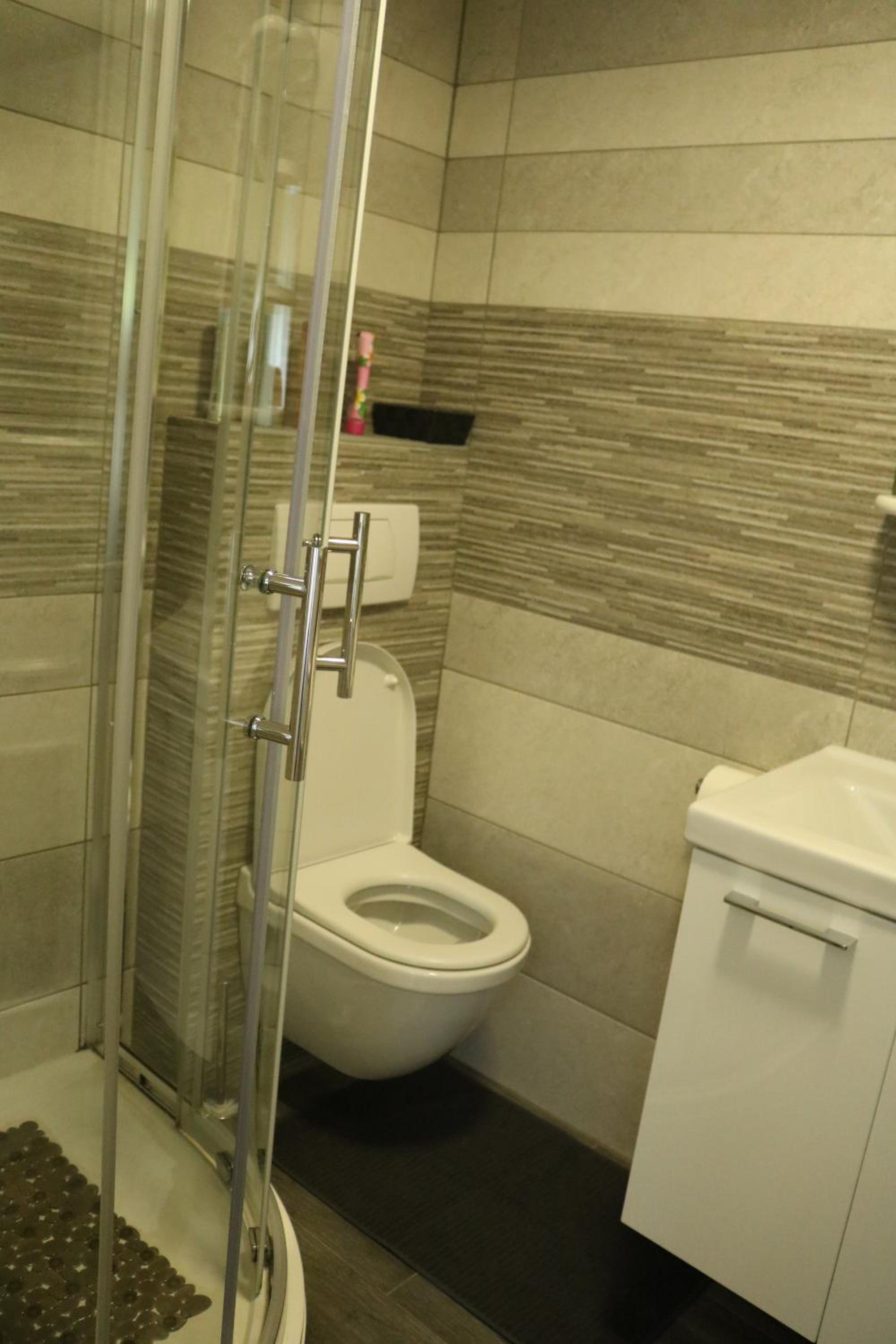 Apartment - Photo 16