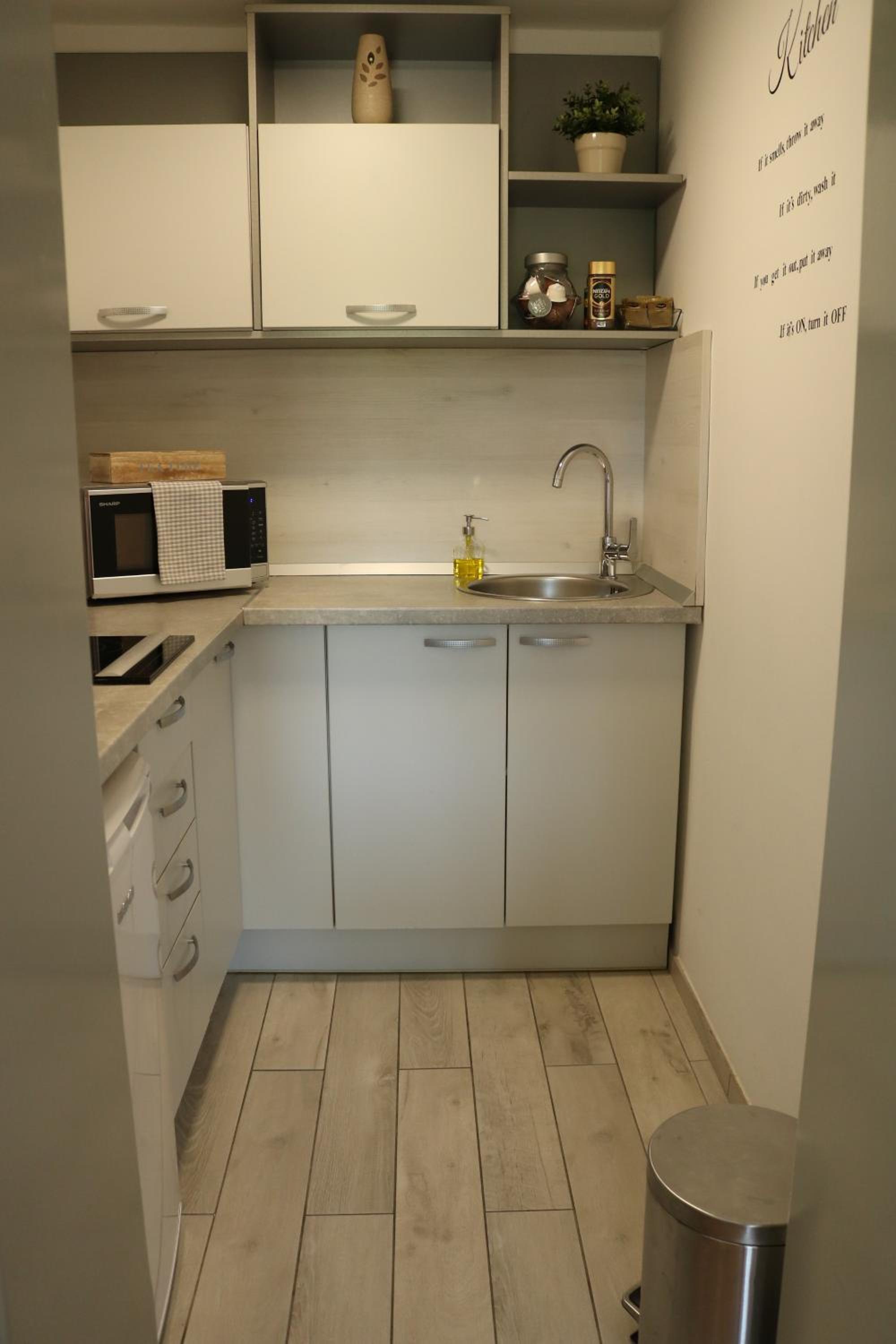 Apartment - Photo 11