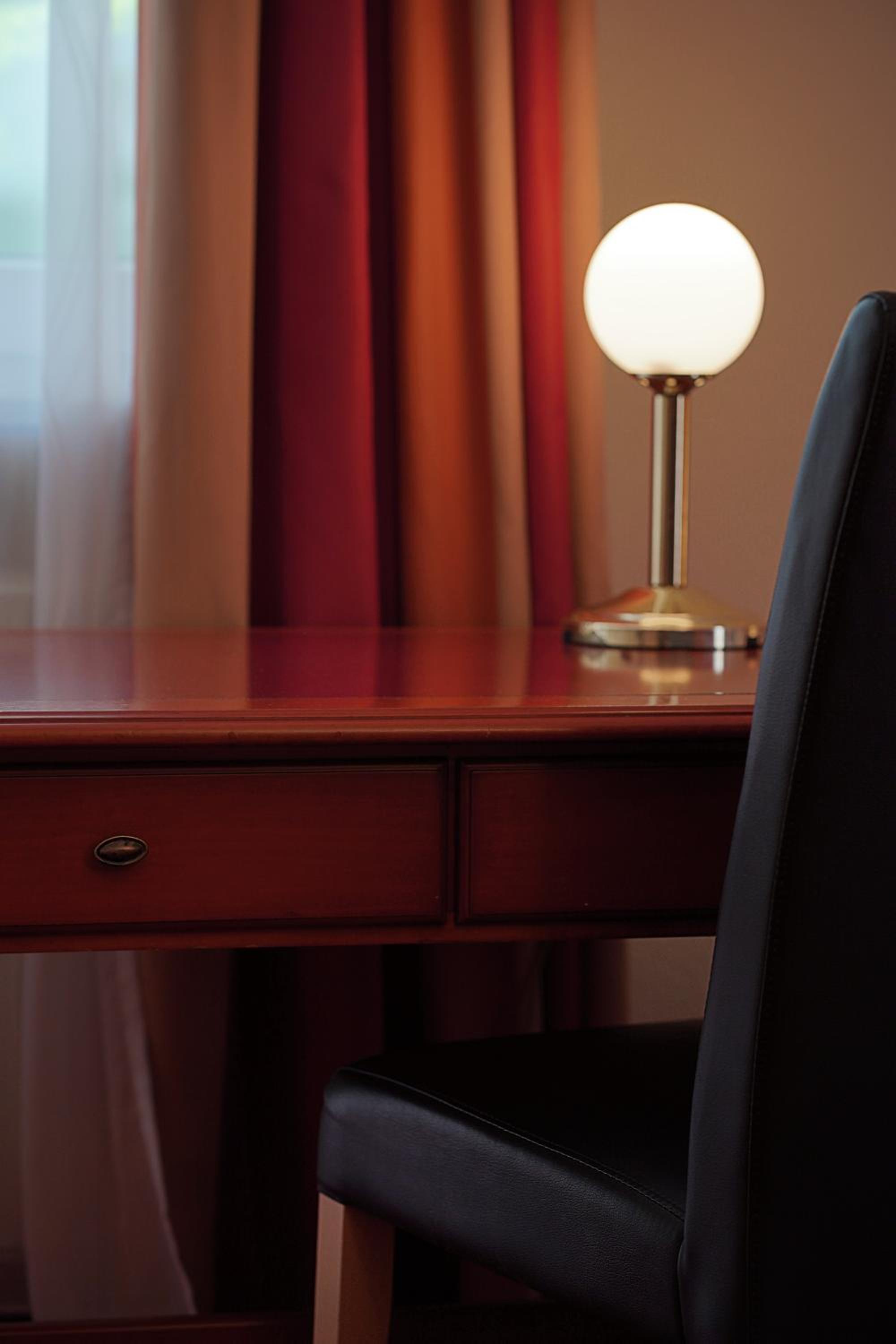 Standard Twin Room - Photo 4