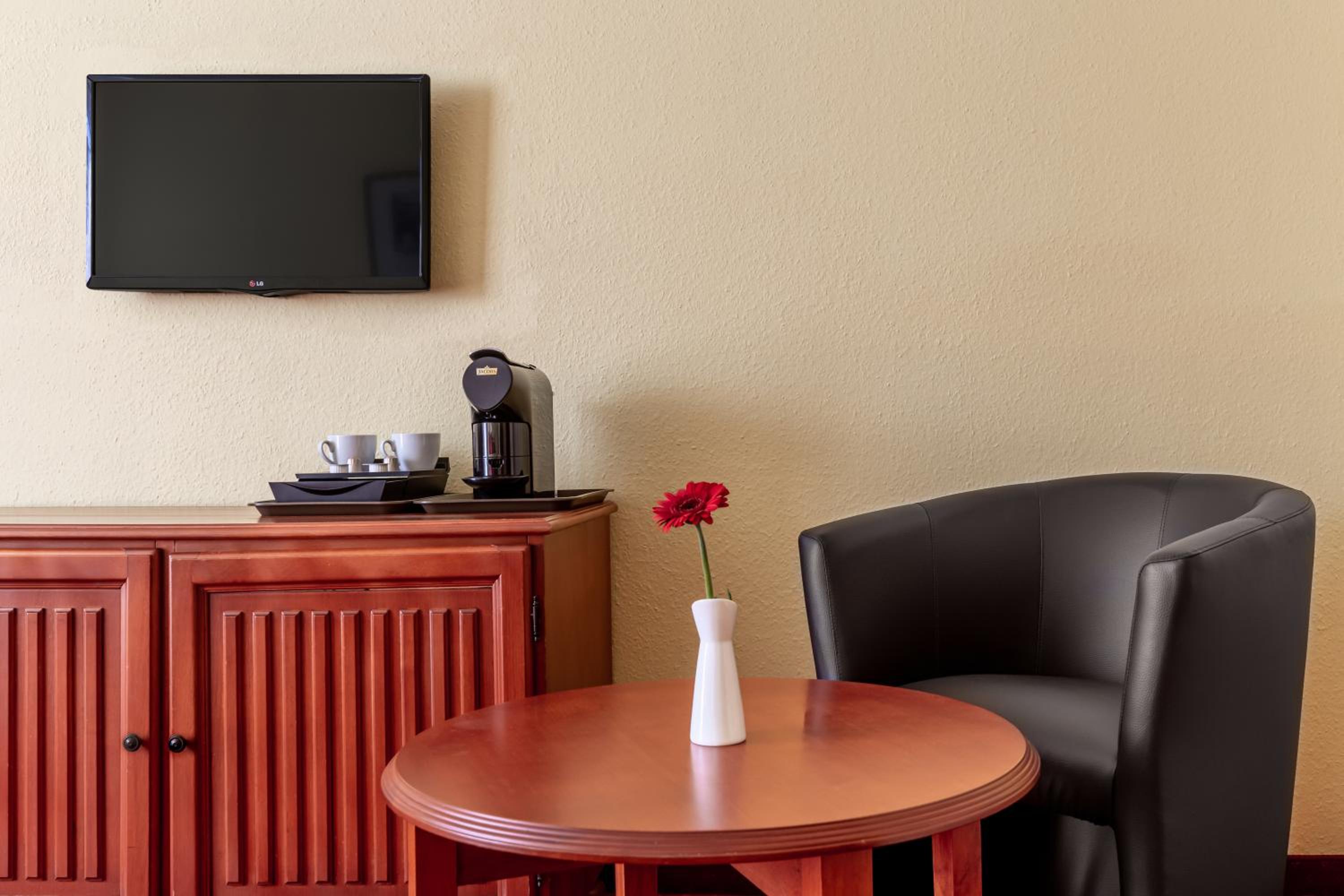 Junior Suite - Photo 1