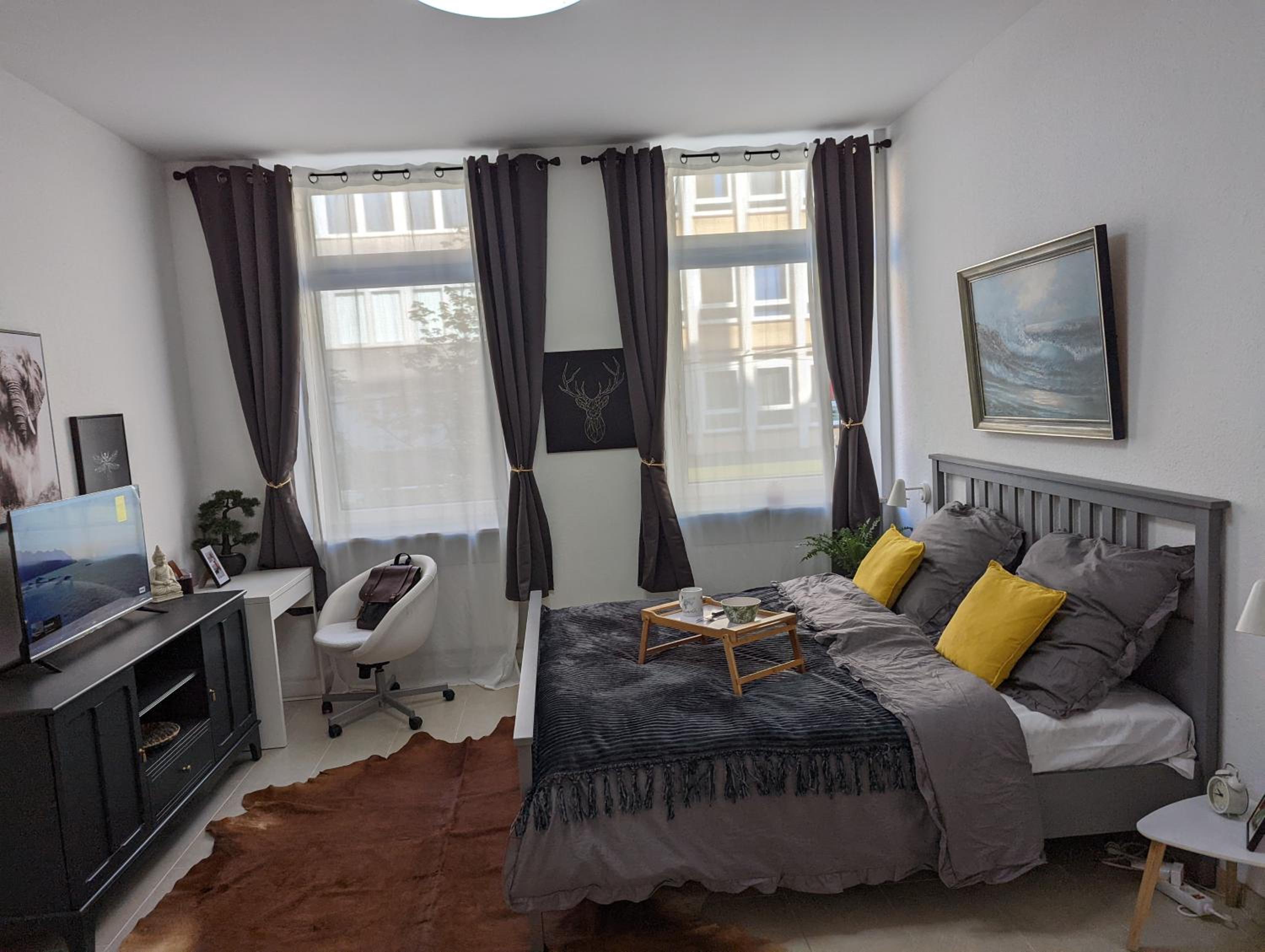 One-Bedroom Apartment photo 3