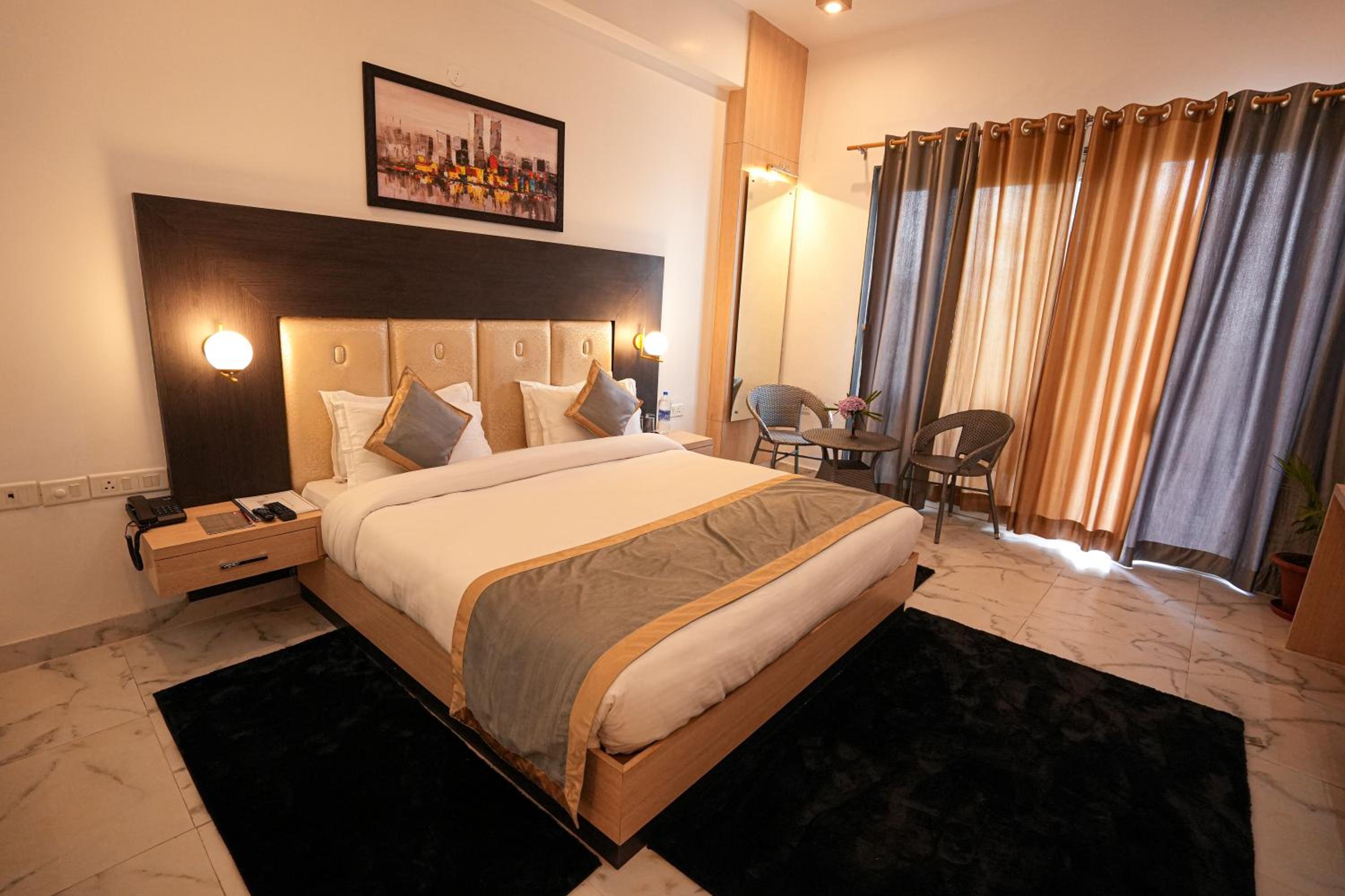 Double Room with Mountain View