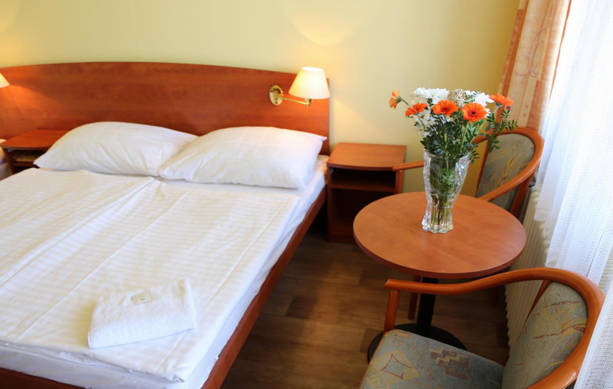 Standard Single Room with Shower