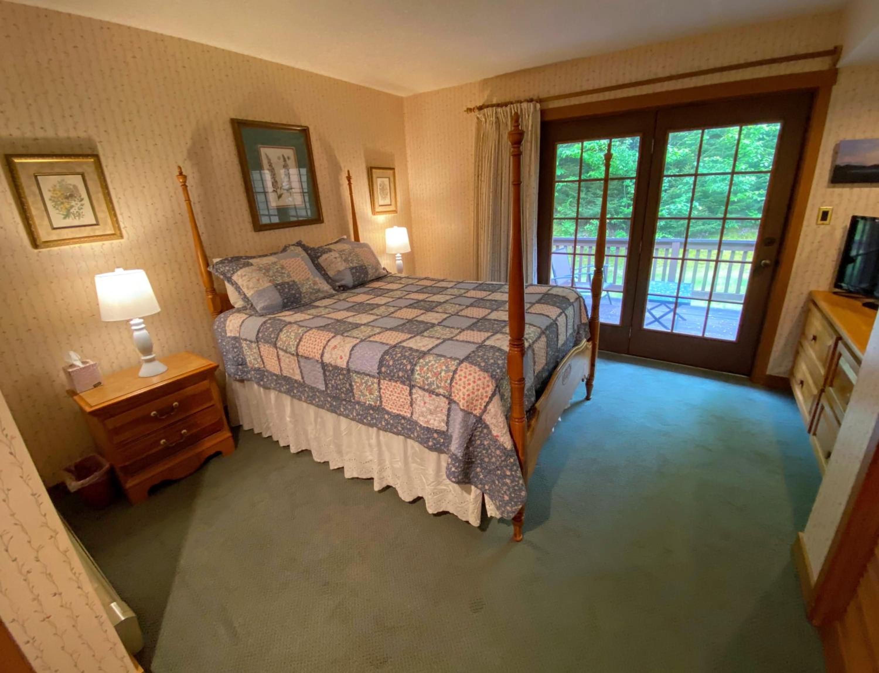 Four-Bedroom House - Photo 17