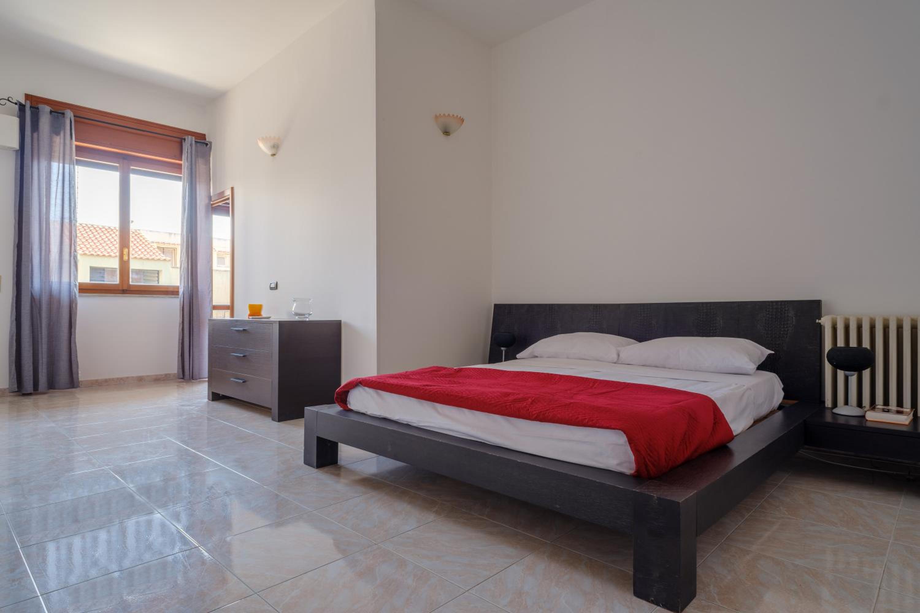 Three-Bedroom Premium Apartment with Balcony