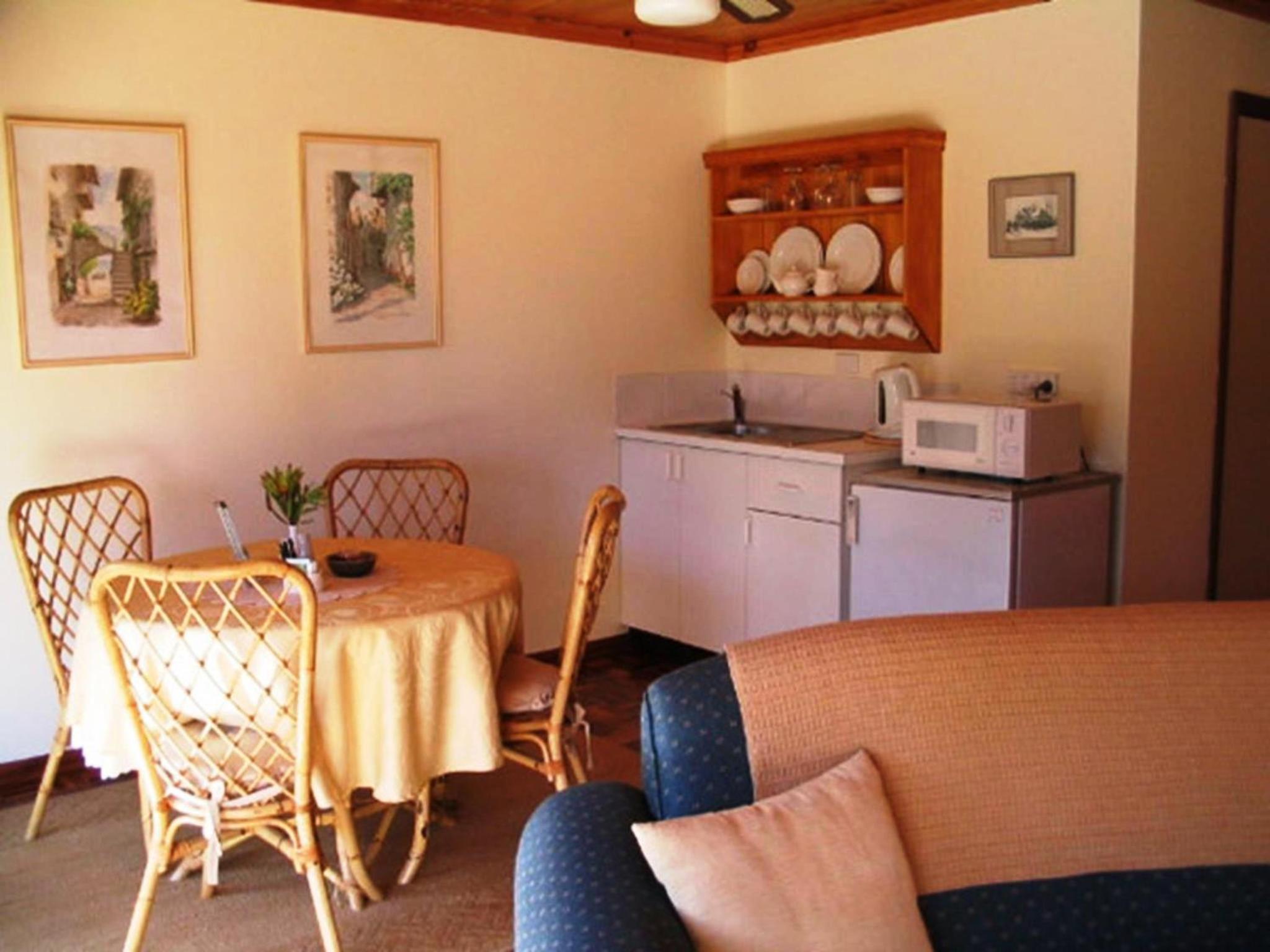 Queen Room photo 3