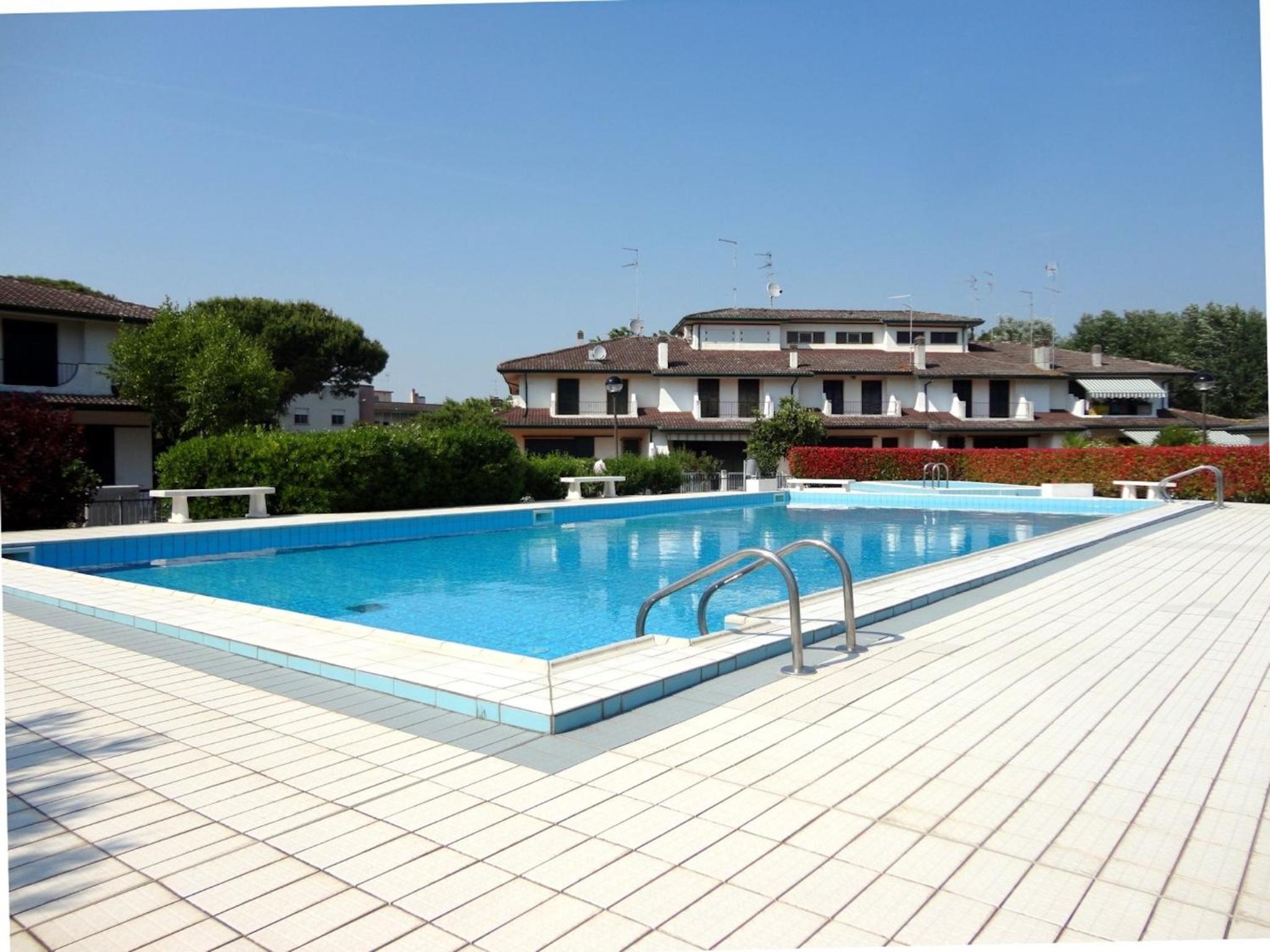 Villa photo 2