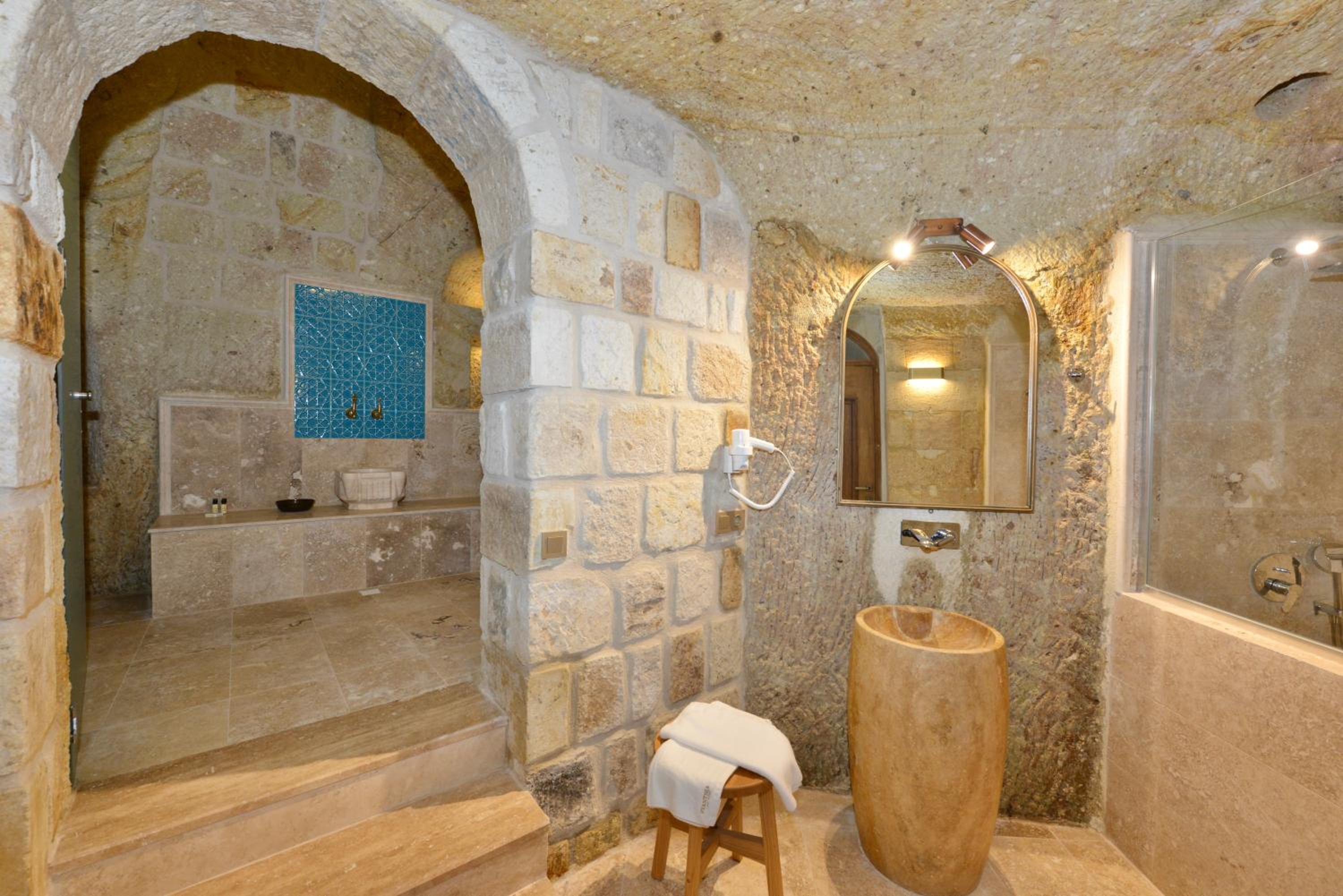 Duplex Suite - Photo 13