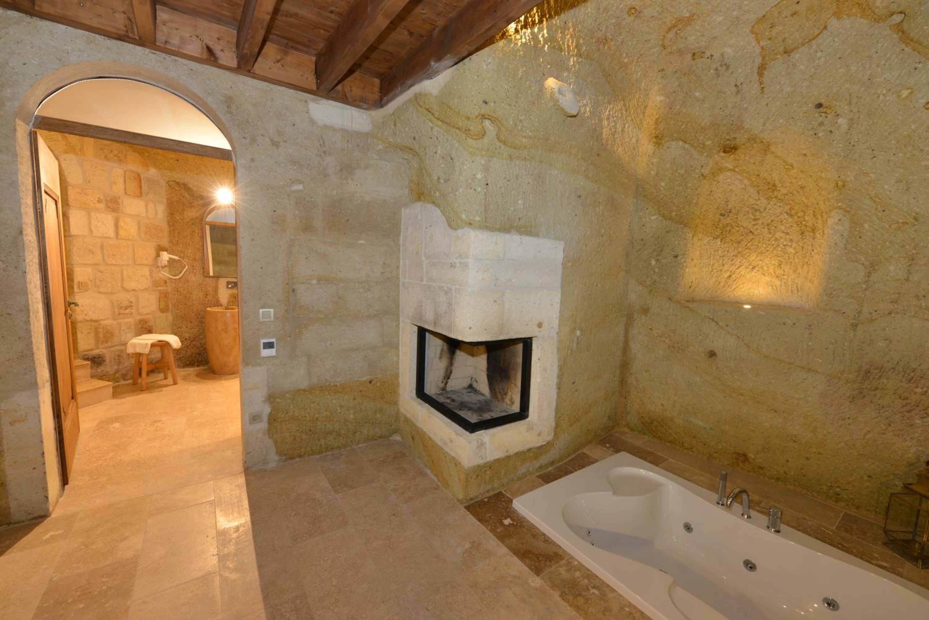 Duplex Suite - Photo 3