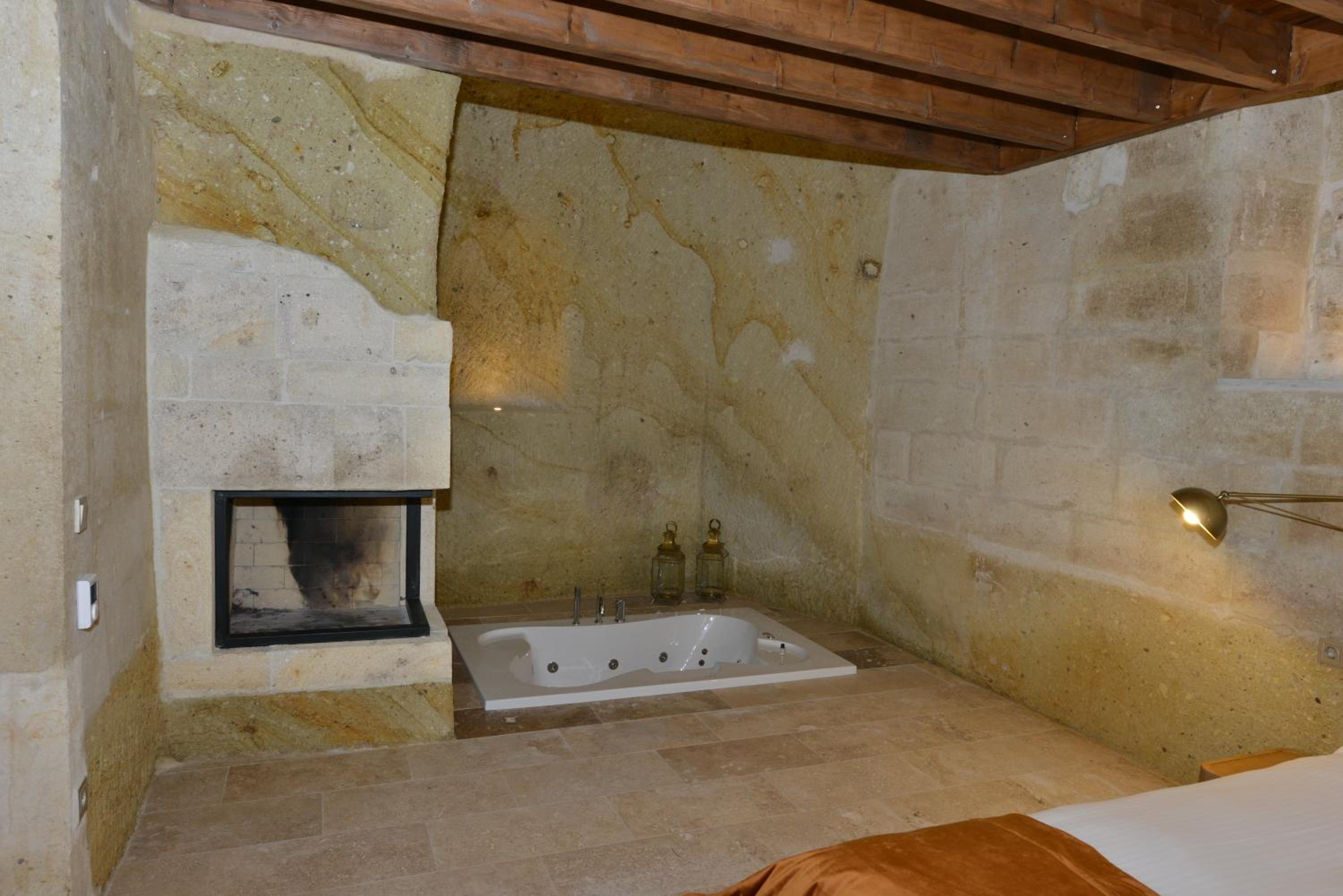 Duplex Suite - Photo 4