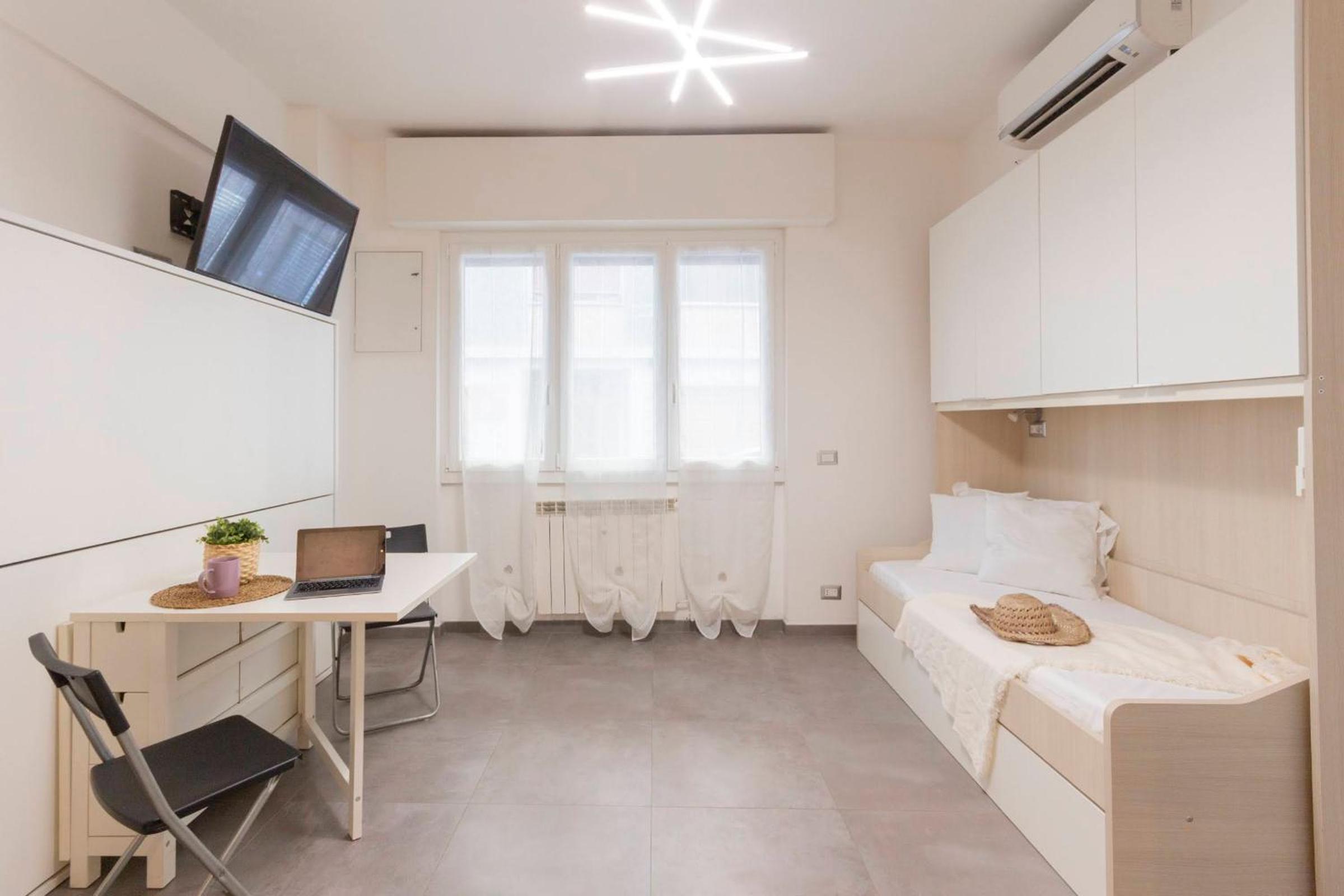 Studio Apartment