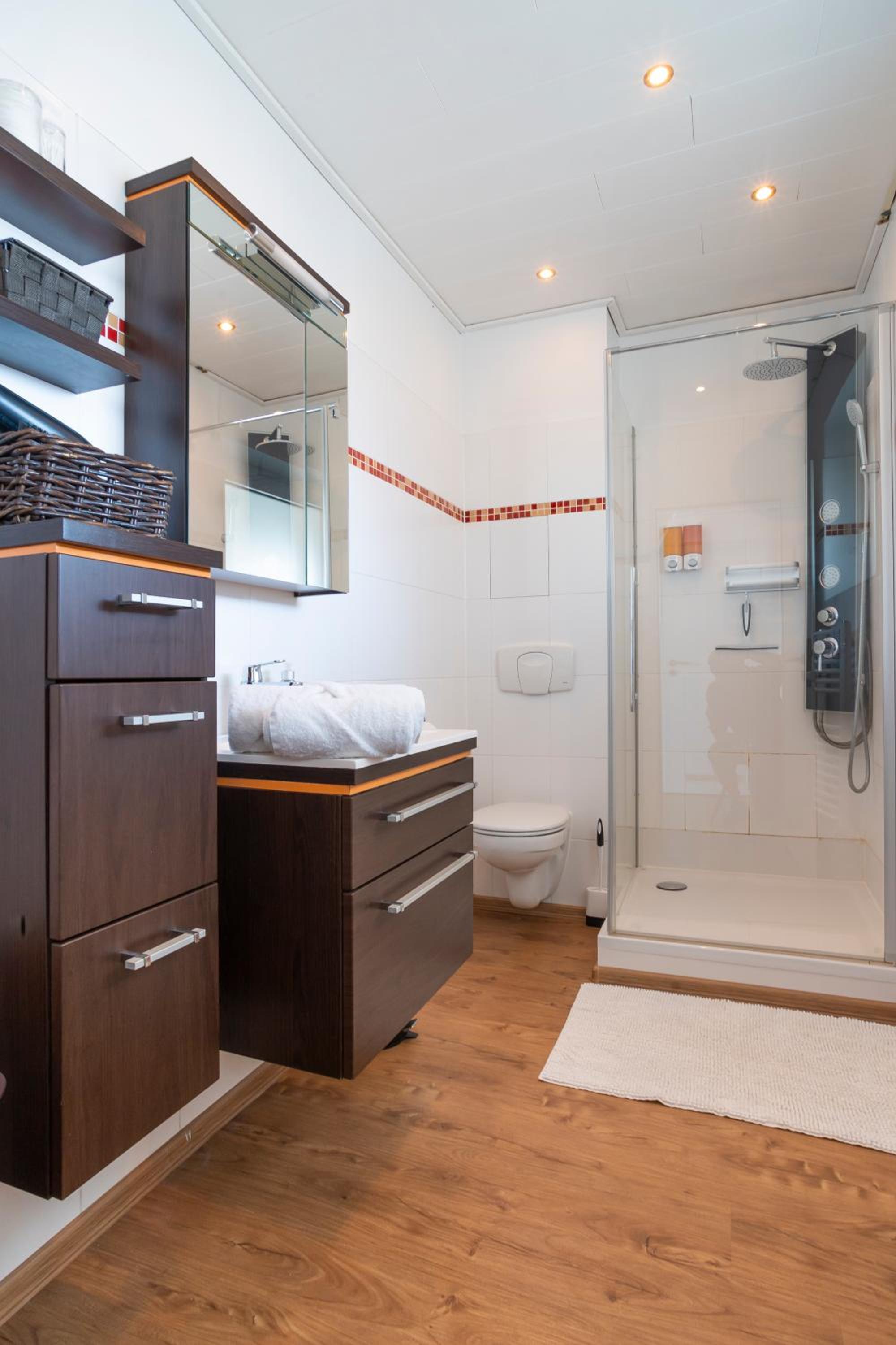 One-Bedroom Apartment - Photo 20