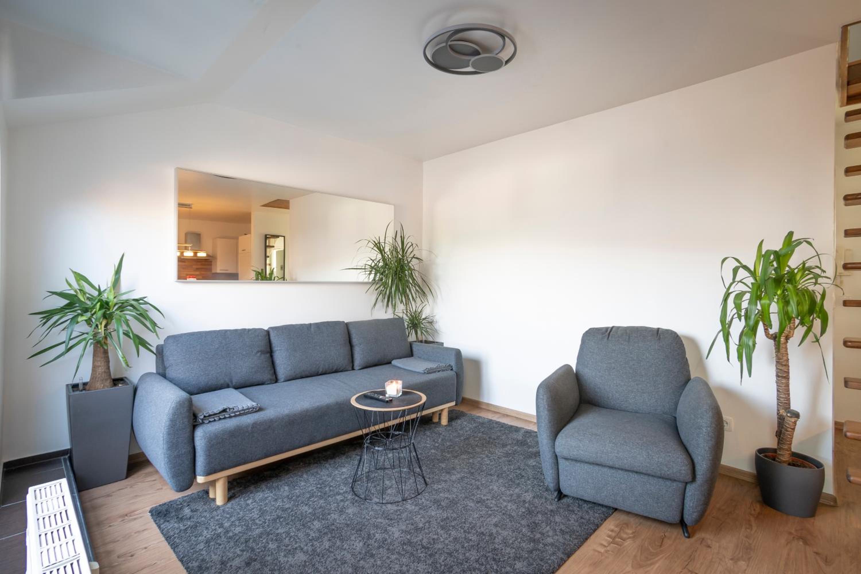 One-Bedroom Apartment - Photo 25
