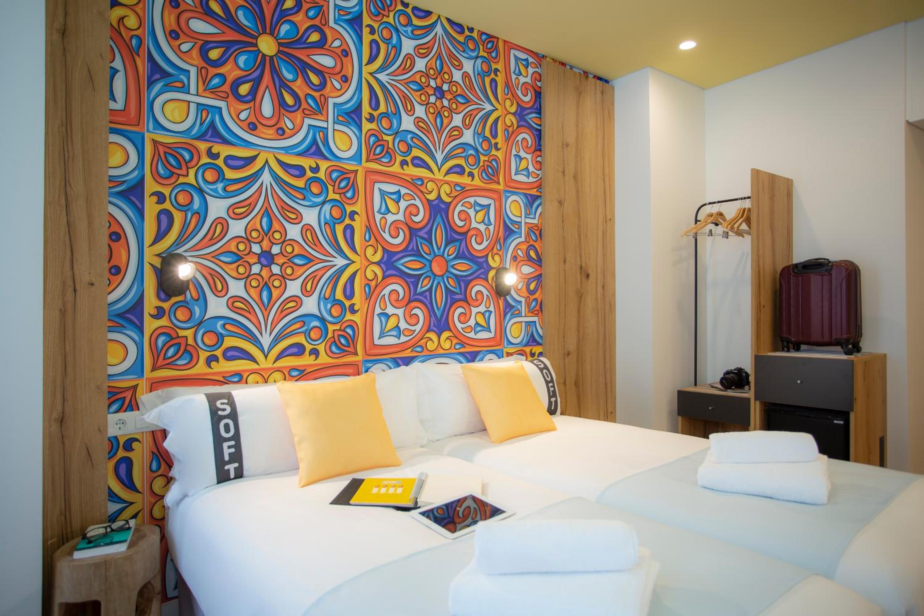 Twin Room - Photo 1