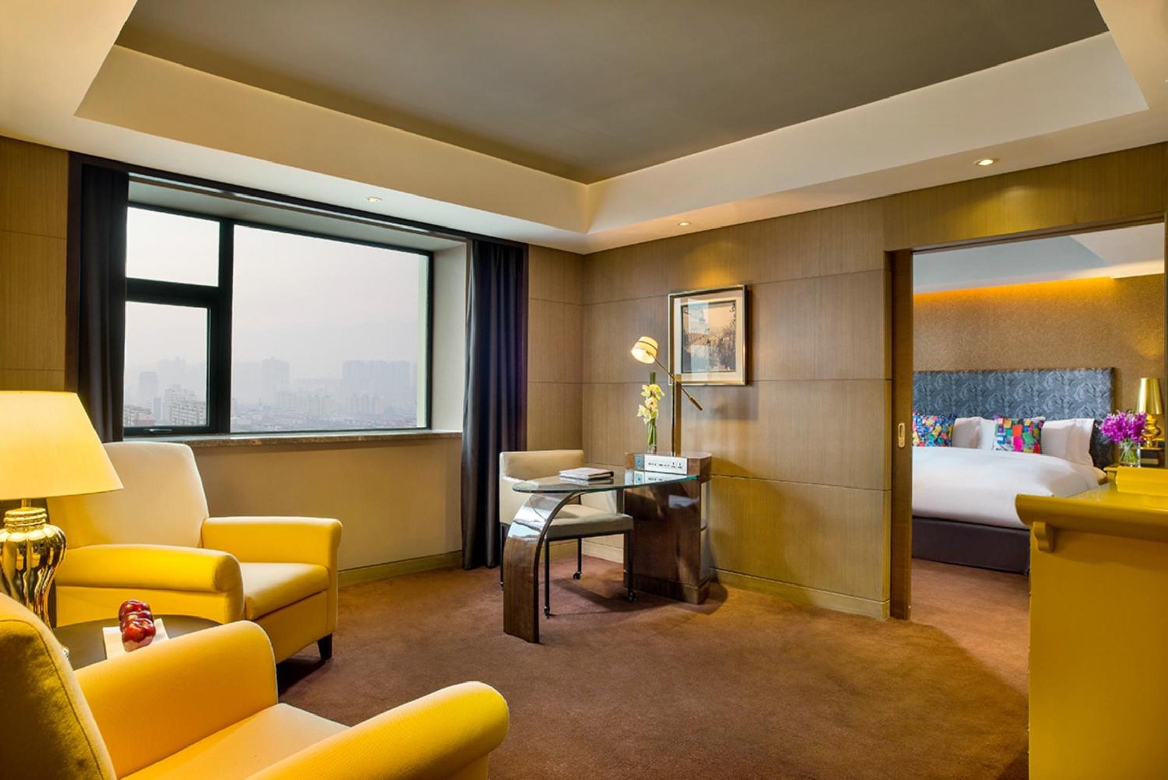 Junior King Suite with Extra Living-Room  - Photo 1