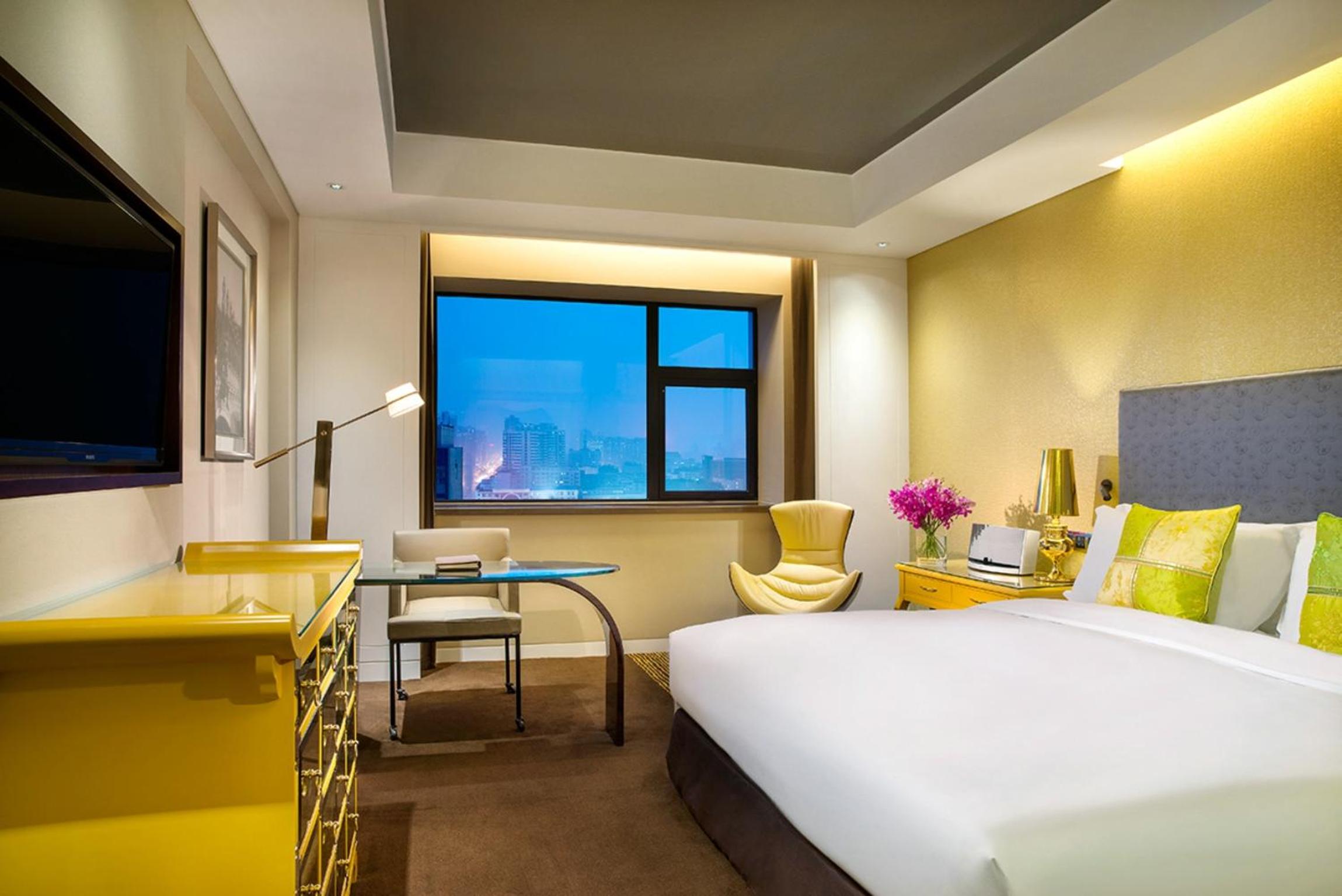 Superior King Room - Photo 2