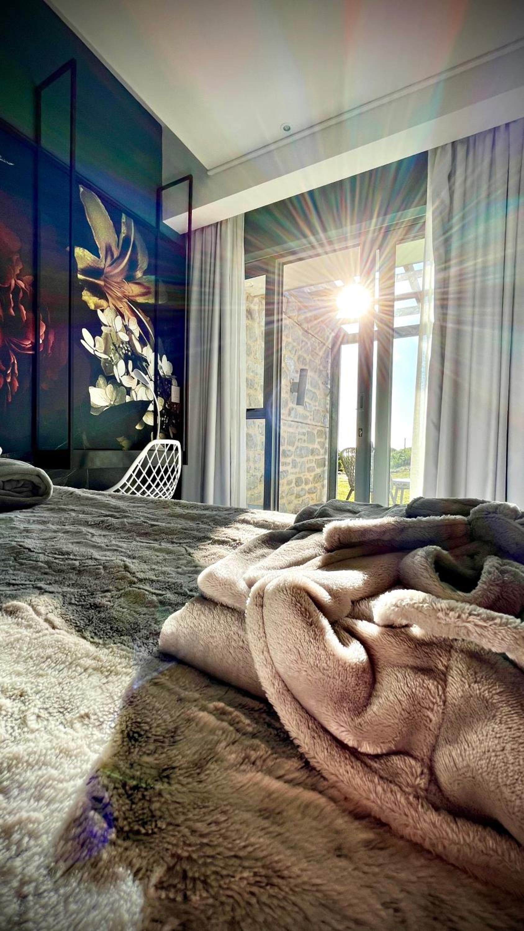 Deluxe Double Room with Sea View photo 2
