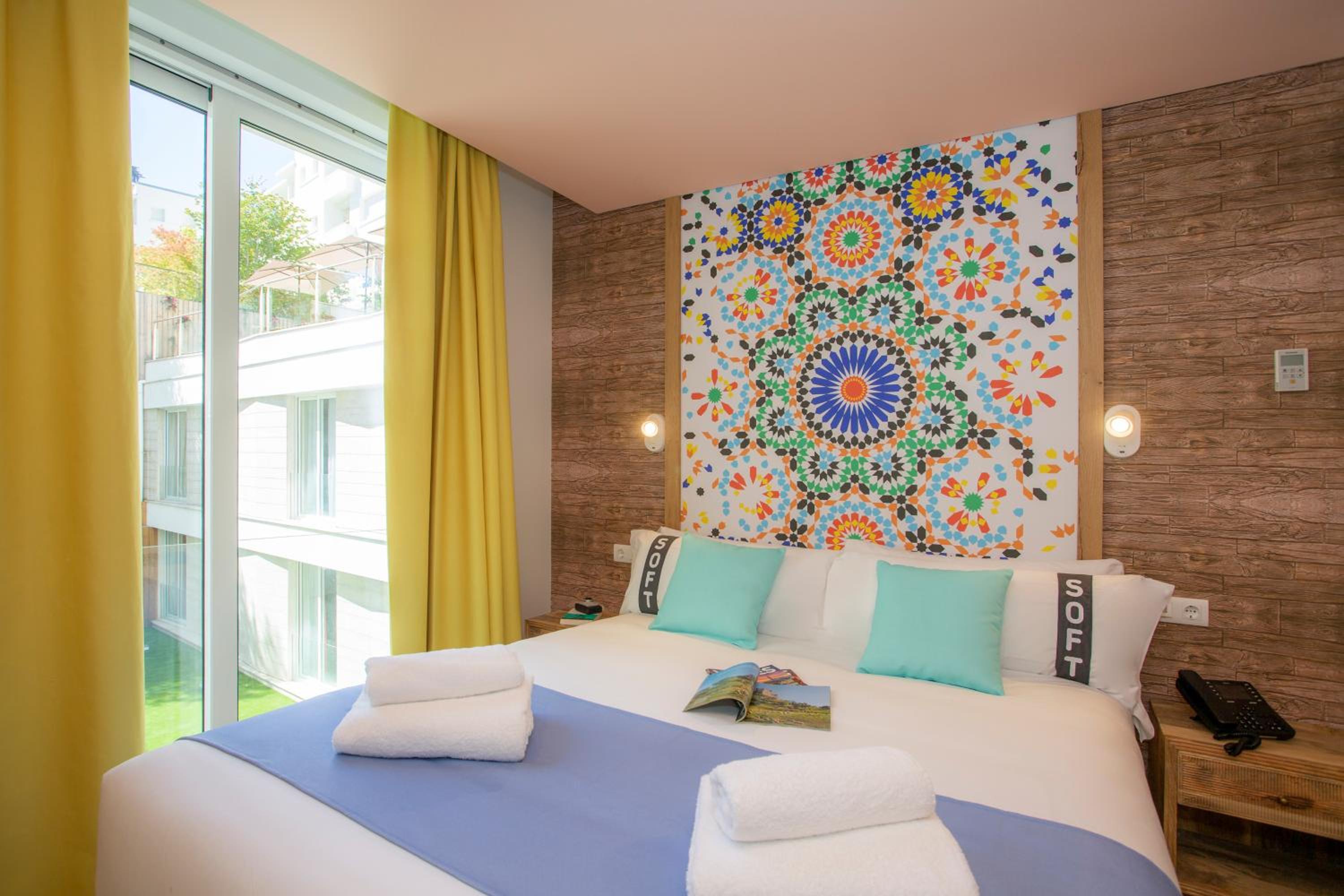 Double Room - Photo 8