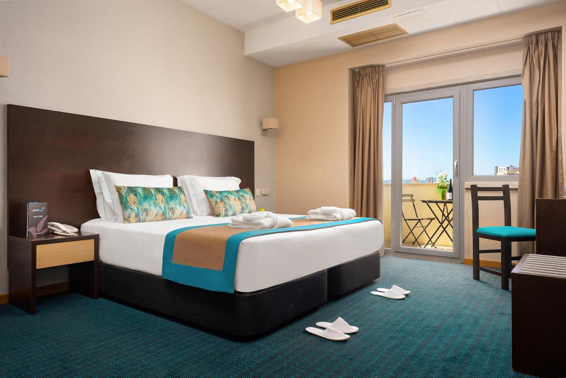 Double Room with Extra Bed photo 1
