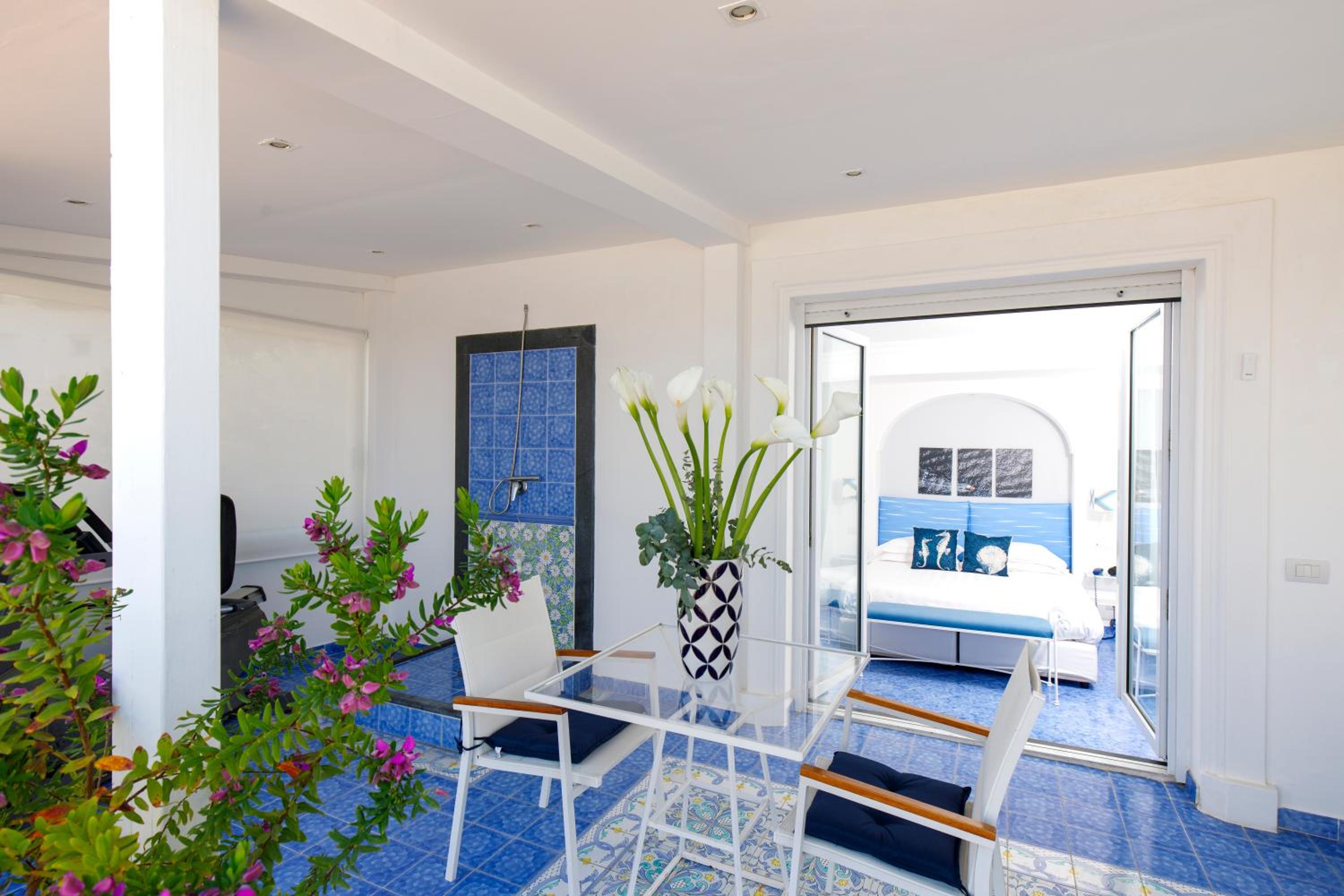 Attic Room with Private Solarium Terrace - Photo 2