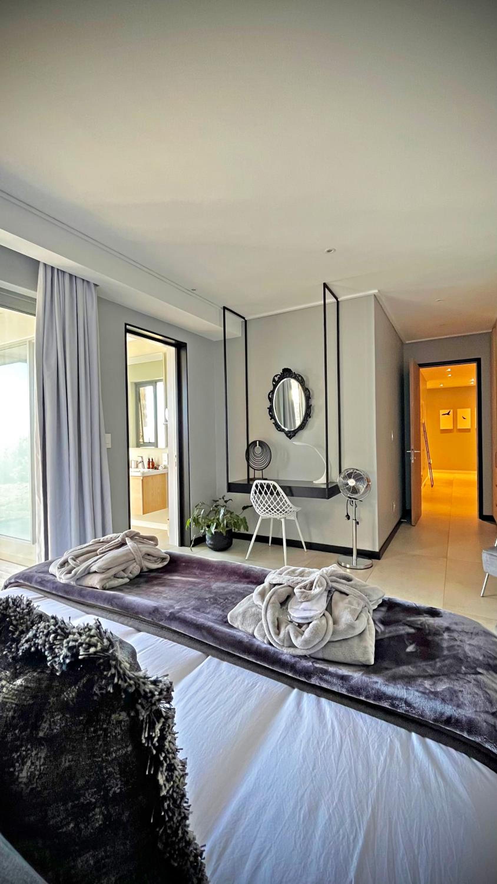 Double Room with Sea View photo 1