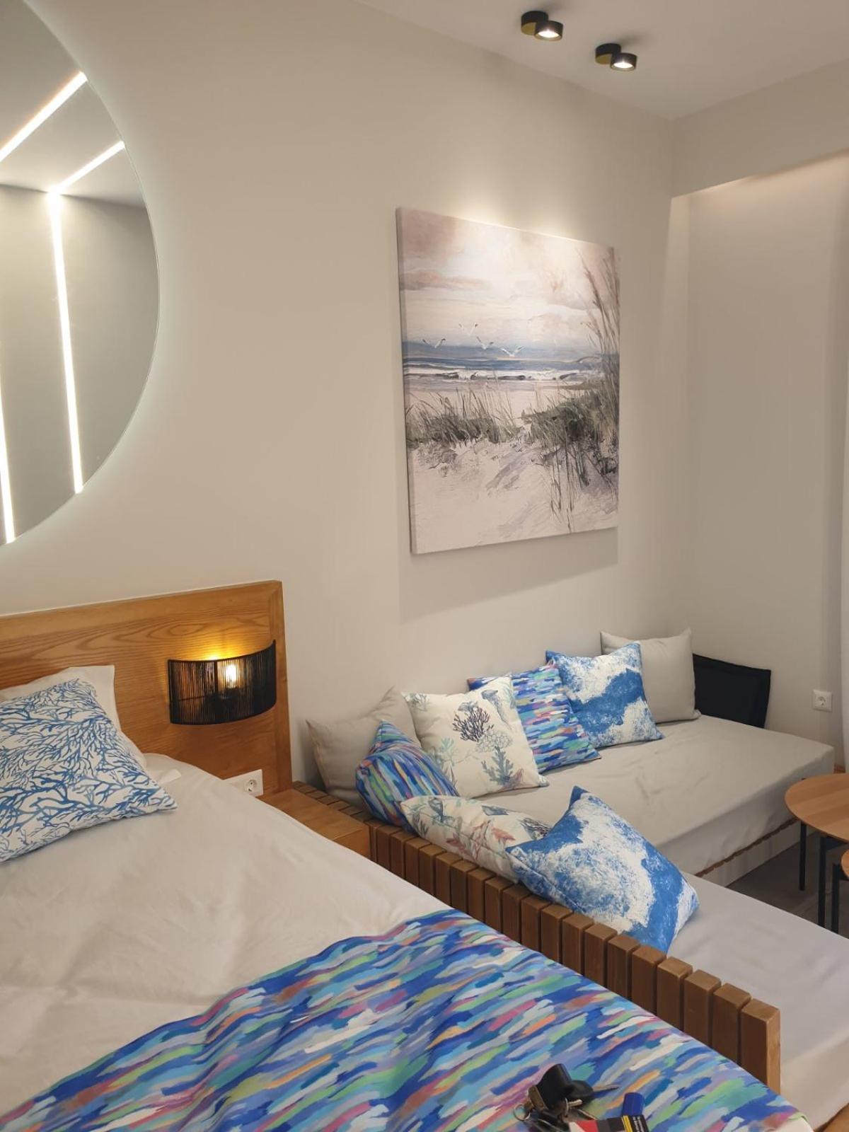 Deluxe Triple Room with Sea View photo 2