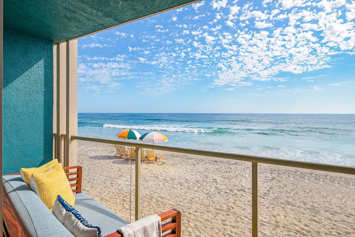 Ocean View Room with Two King Beds - Photo 2