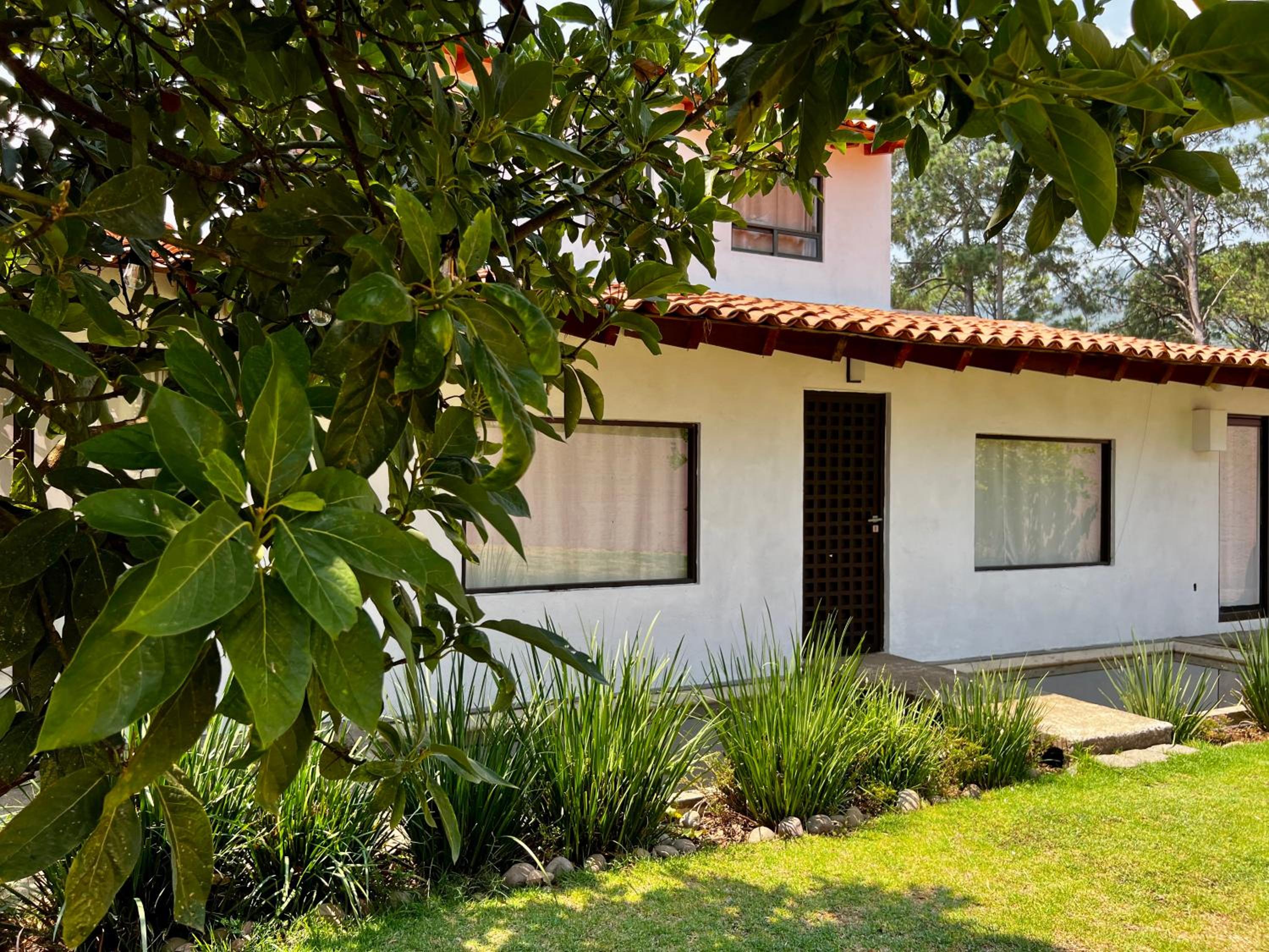 Four-Bedroom House - Photo 10