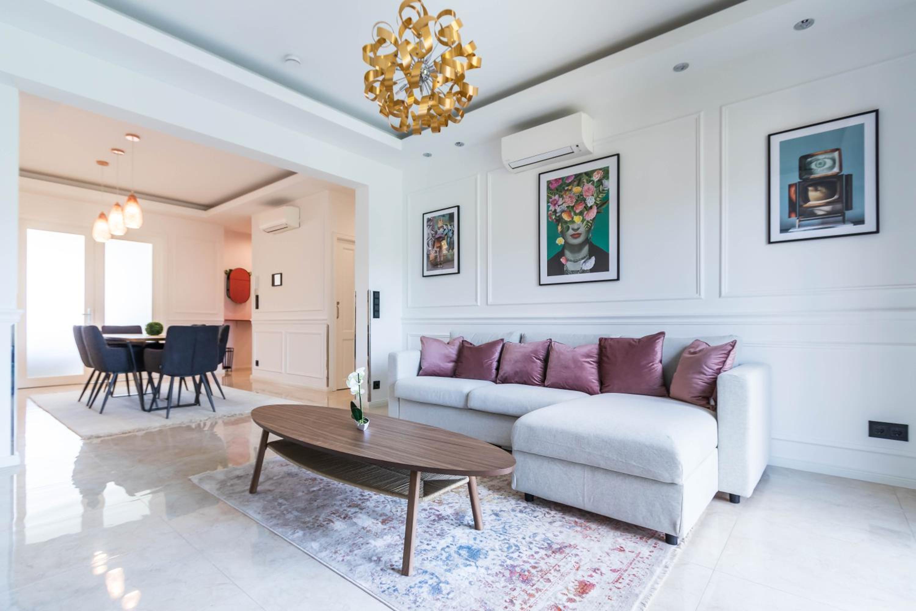 Three-Bedroom Apartment - Photo 3